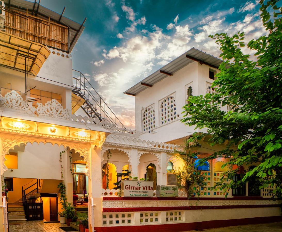 Girnar Hotel Udaipur