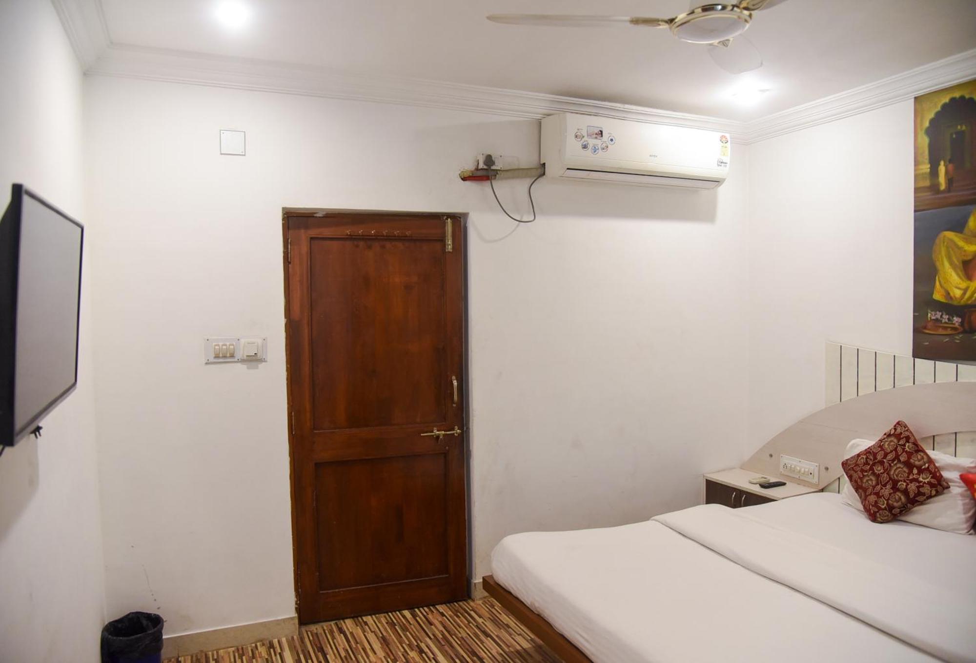 Hotel Sajjan Udaipur