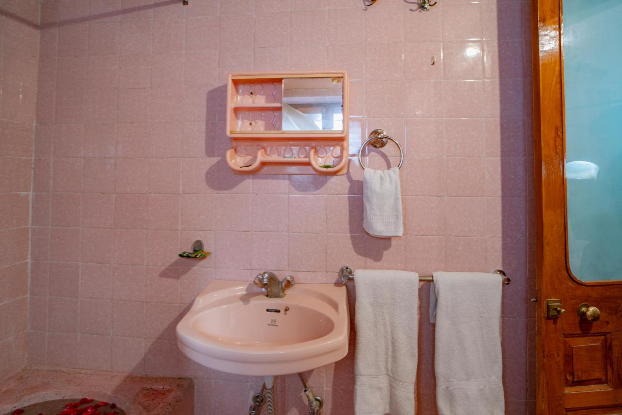 Ambavgarh Palace Hotel 3*