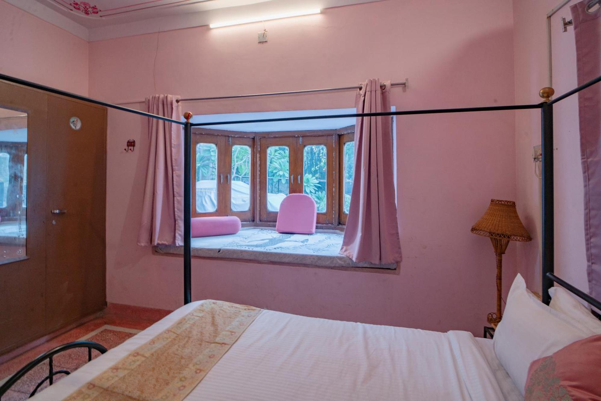 Ambavgarh Palace