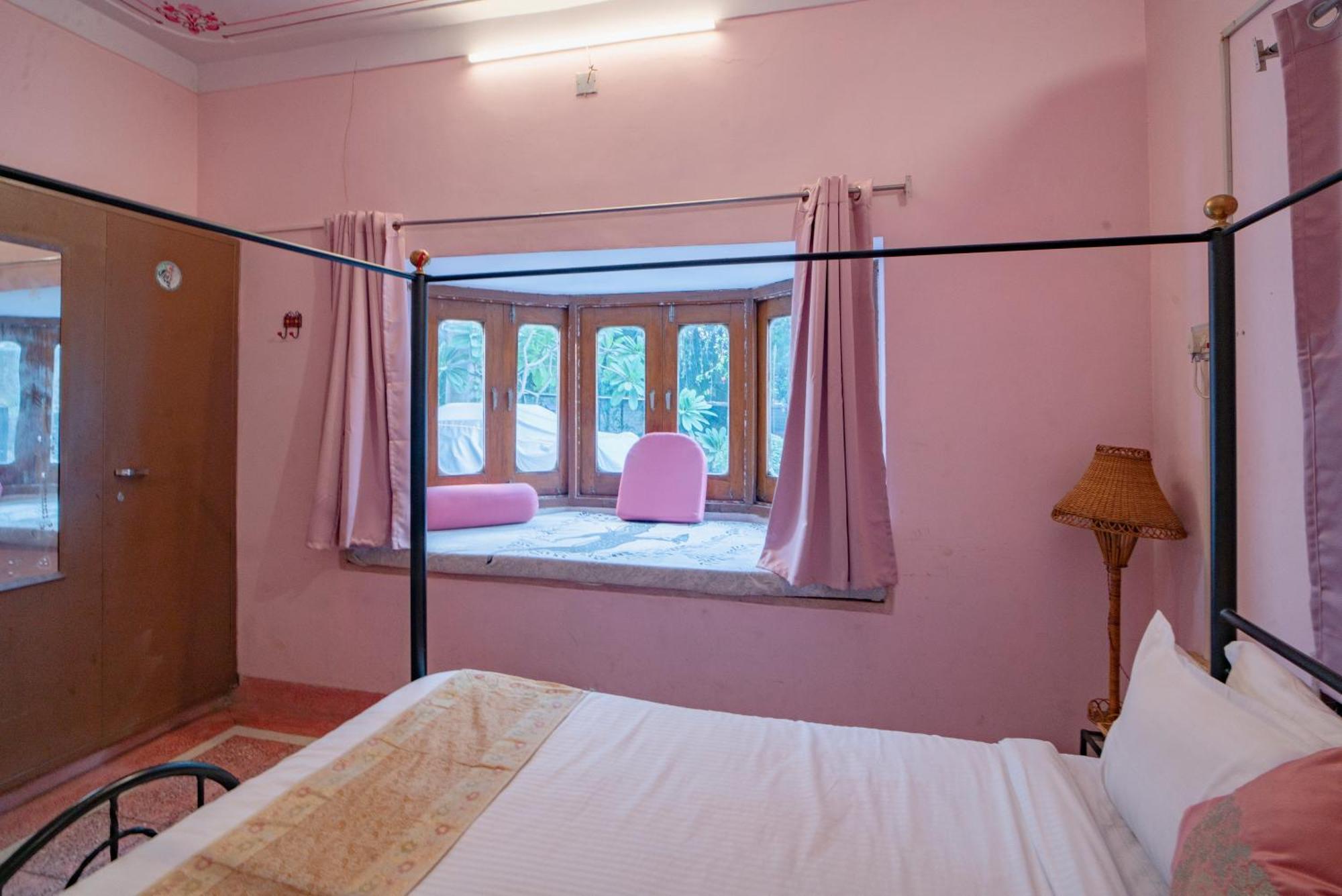 Ambavgarh Palace Hotel Udaipur