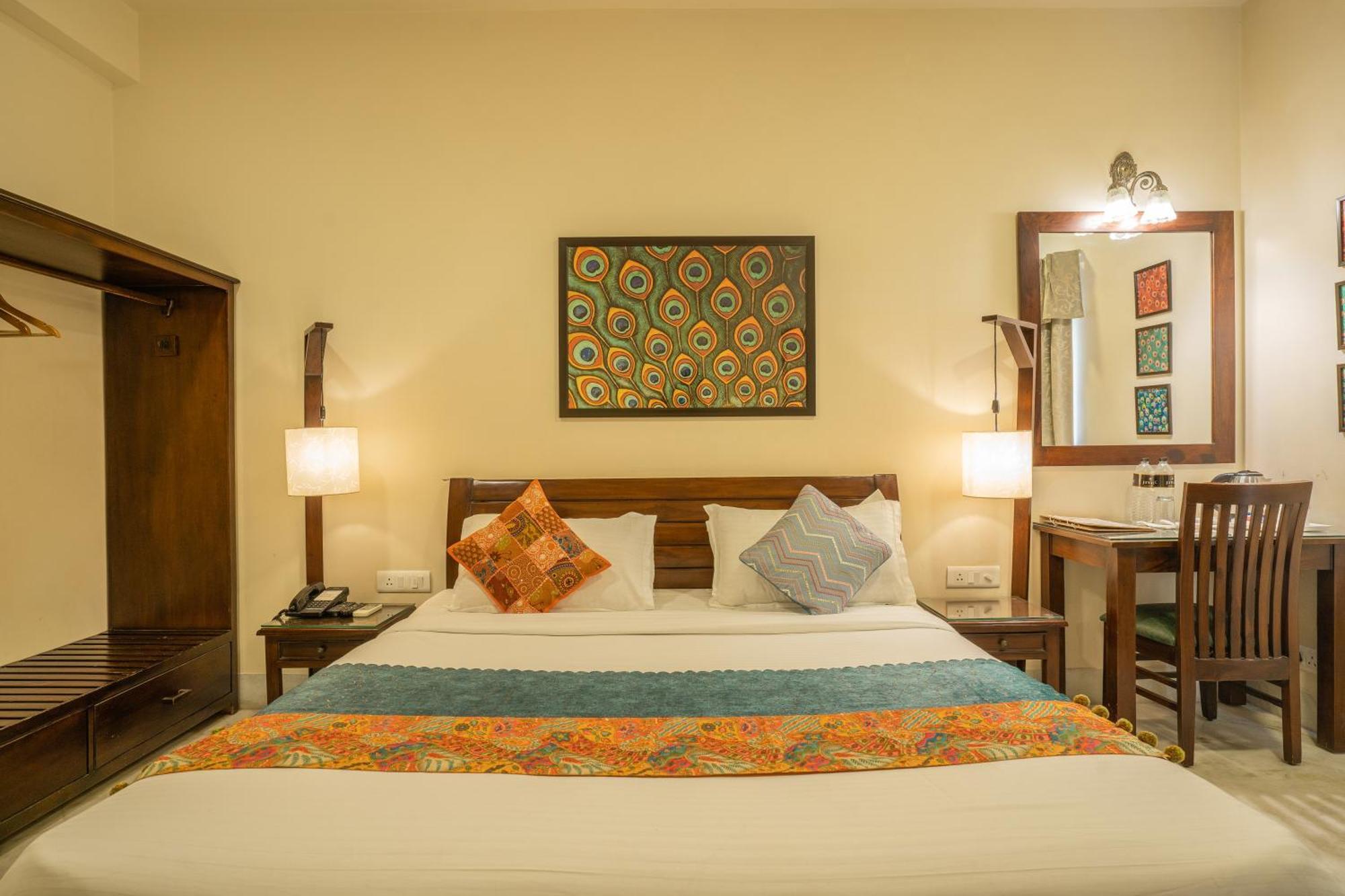 Hotel Tripli Shambhu 3*