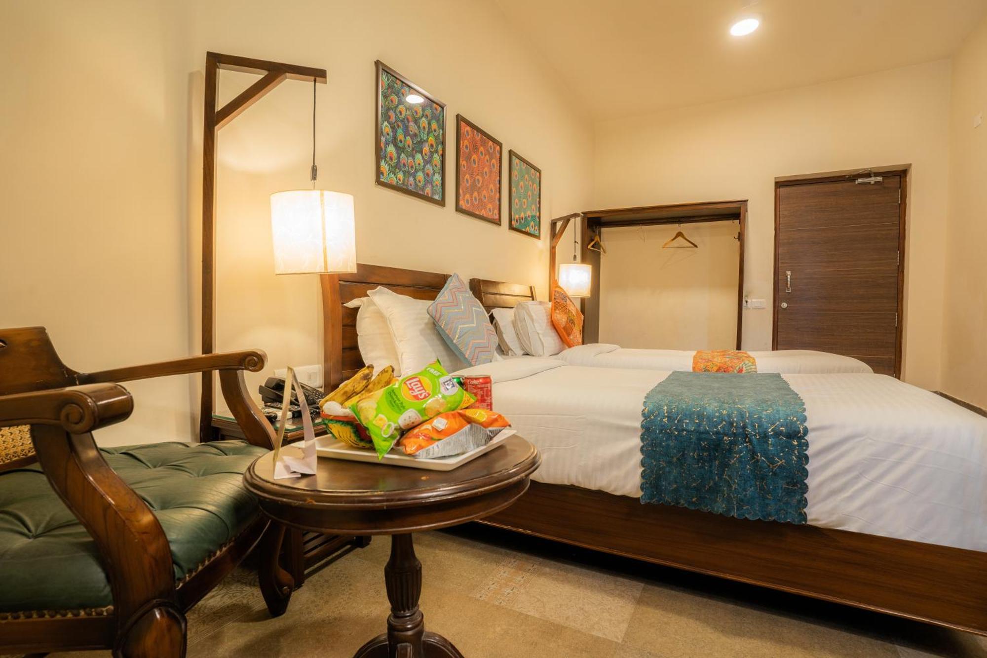 Tripli Shambhu Hotel 3*