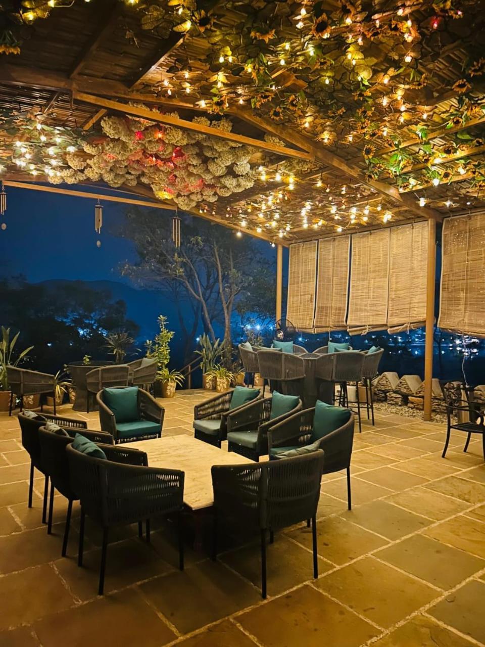 Yaan Retreat-lake View-private Pool 5* Udaipur