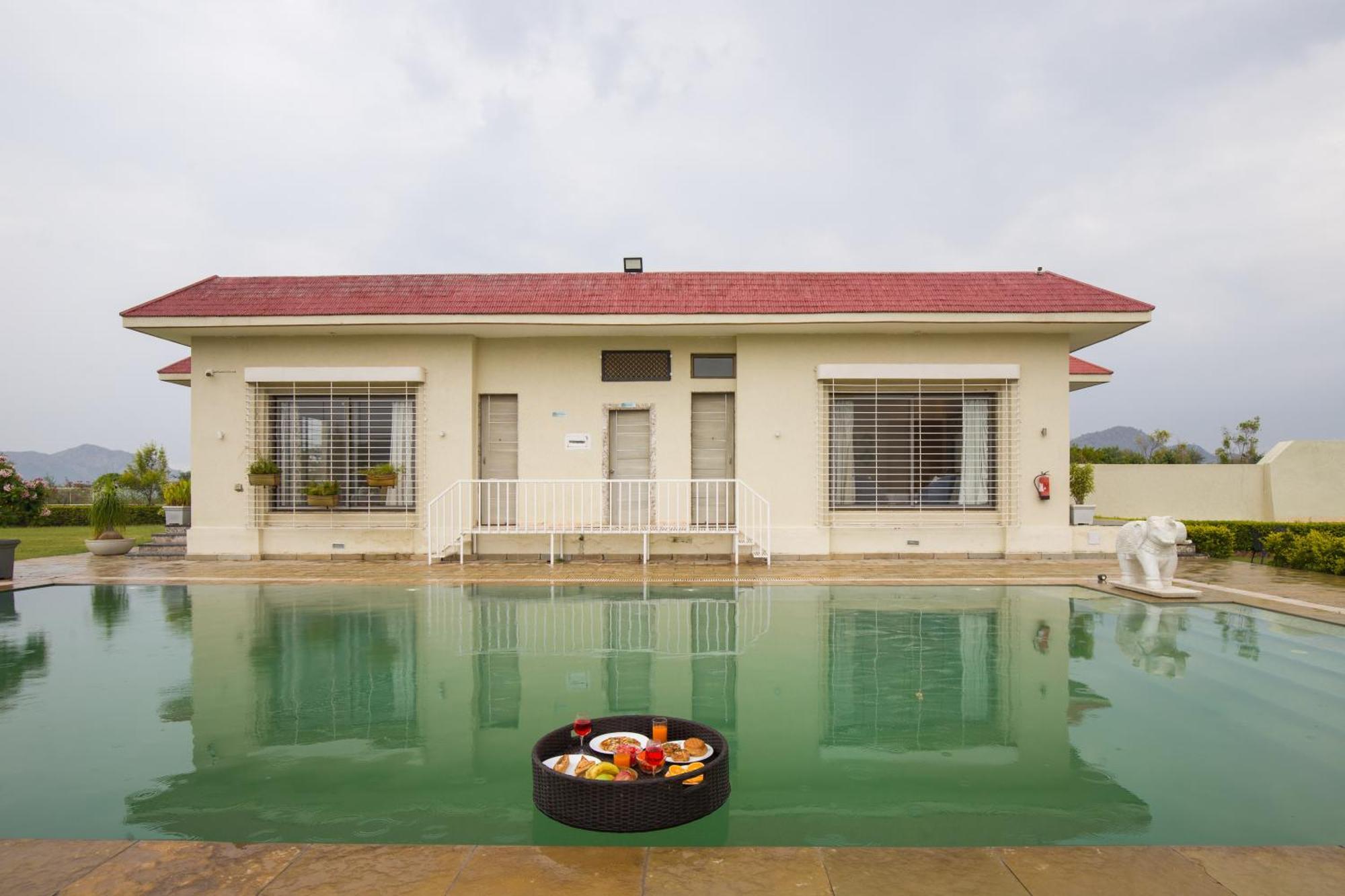 Elivaas Shourya Celesta Luxe 3bhk With Pvt Pool, * Udaipur