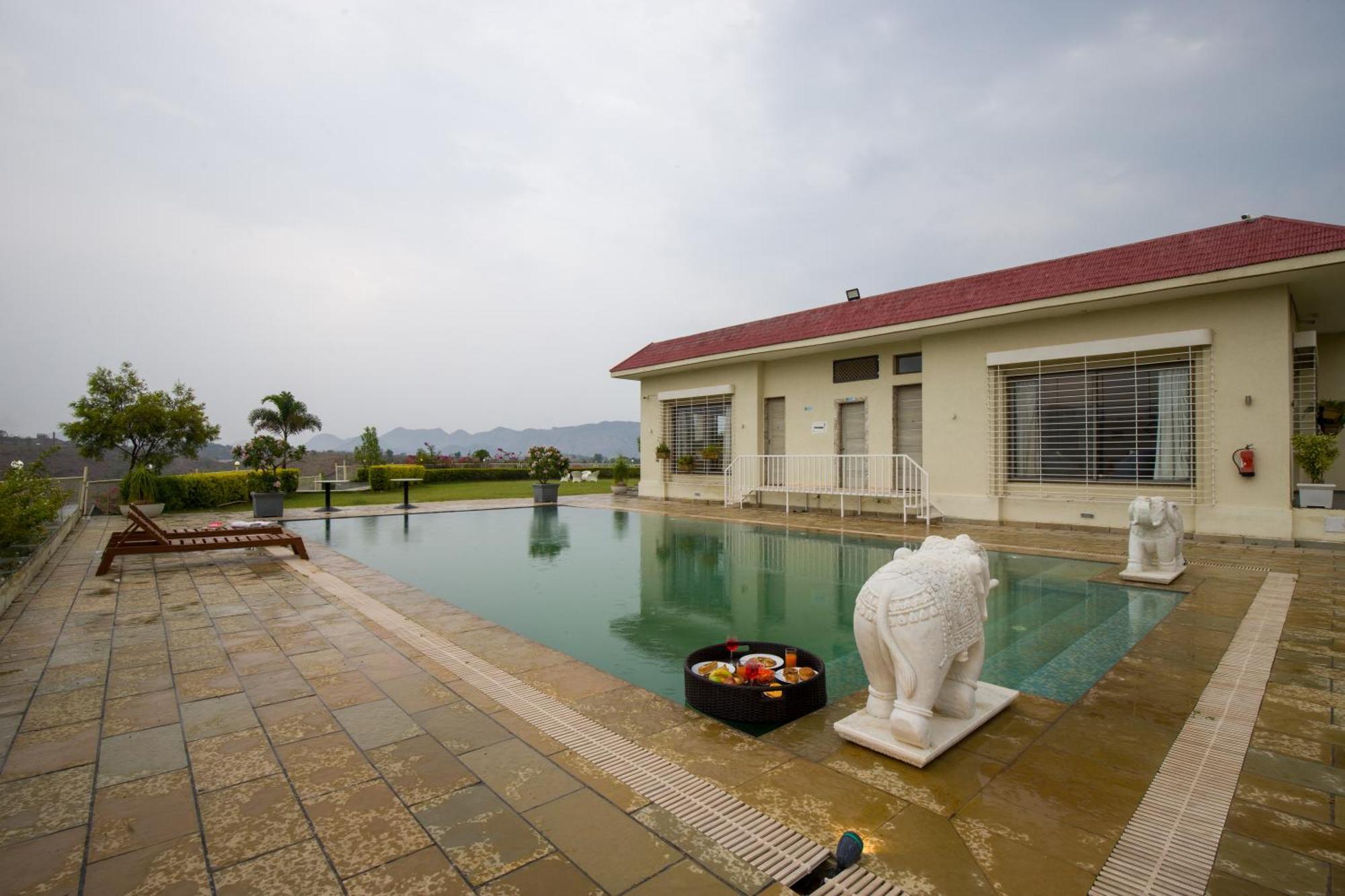 Elivaas Shourya Celesta Luxe 3bhk With Pvt Pool, * Udaipur