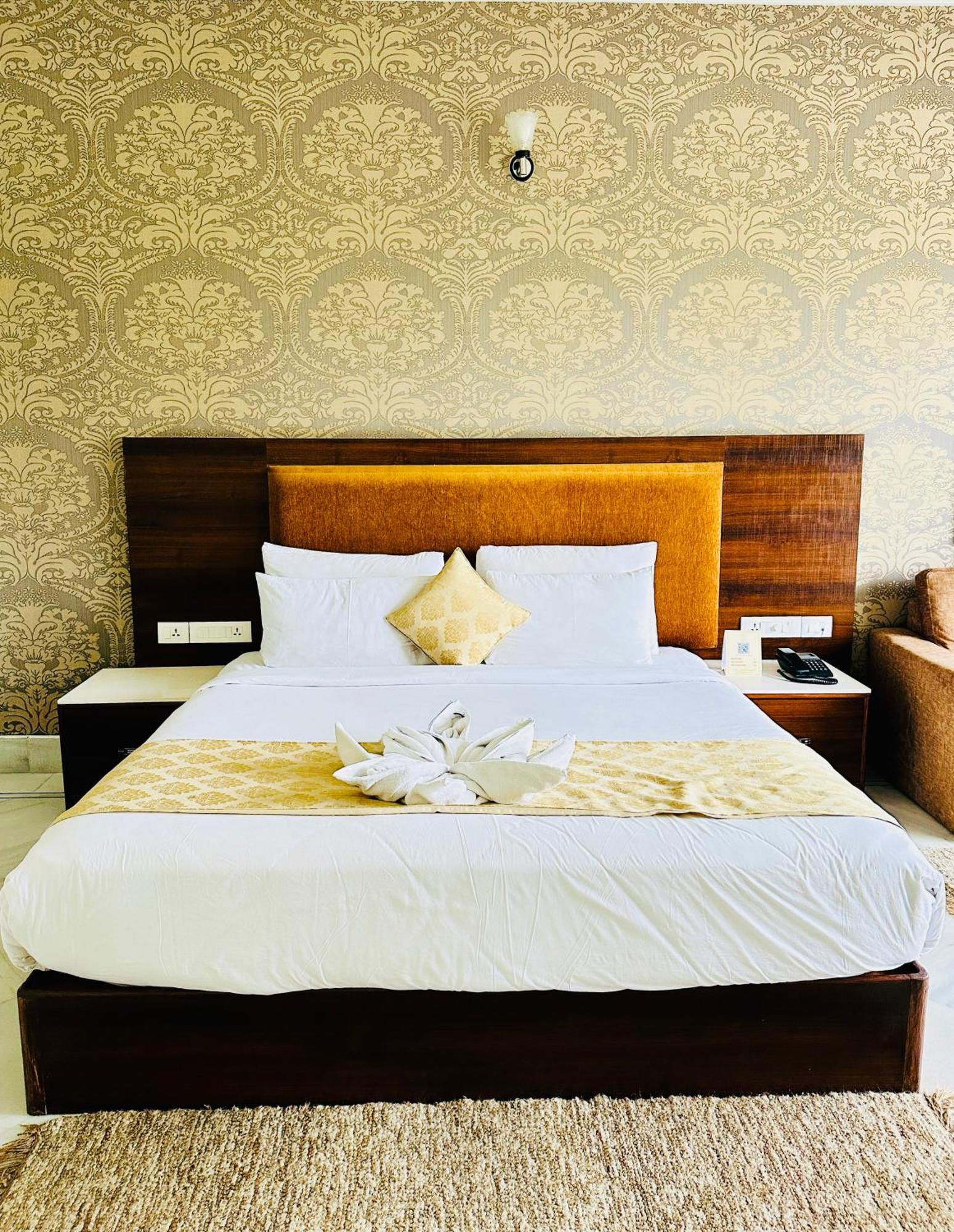 Mewar Palace And Spa 4*