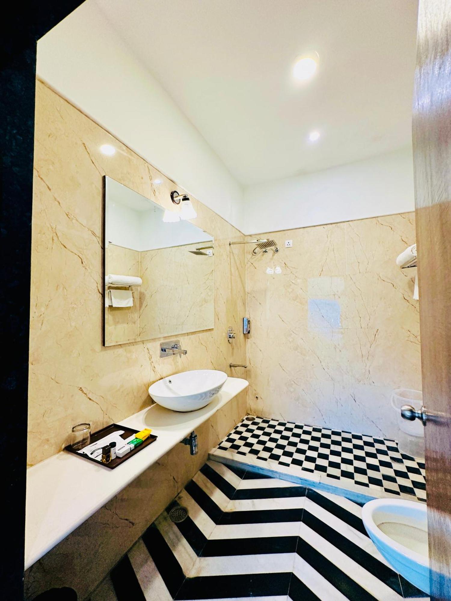Mewar Palace And Spa 4*