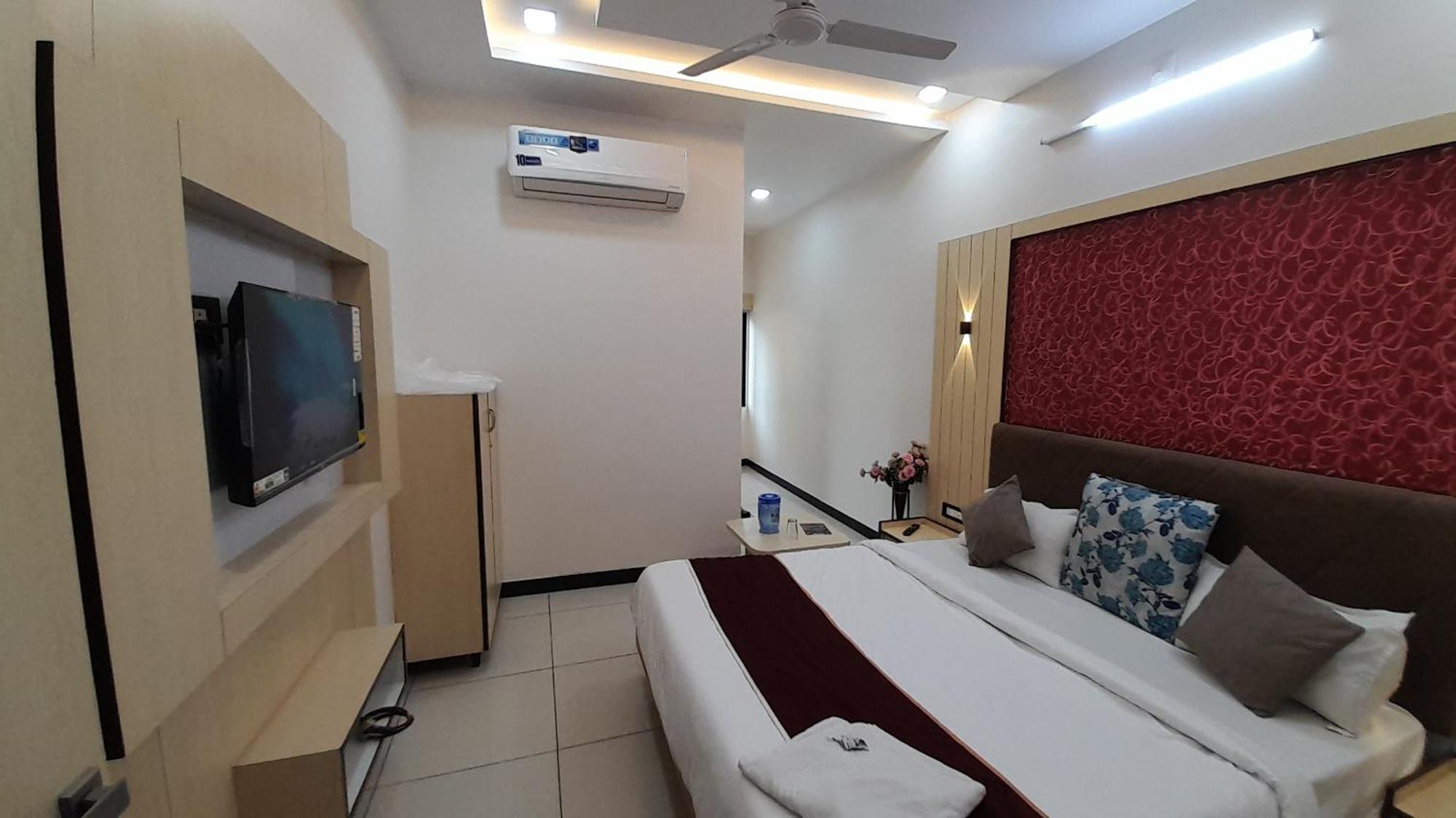 Hotel Sun Palace 3*