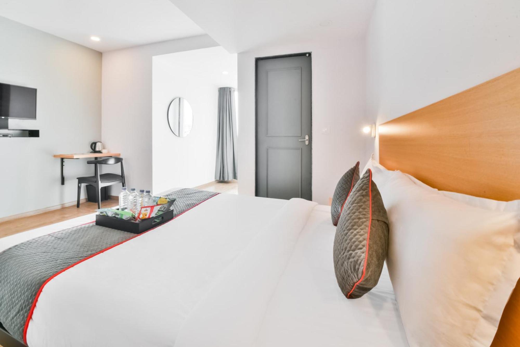 Townhouse Hiren Magri Hotel 4*