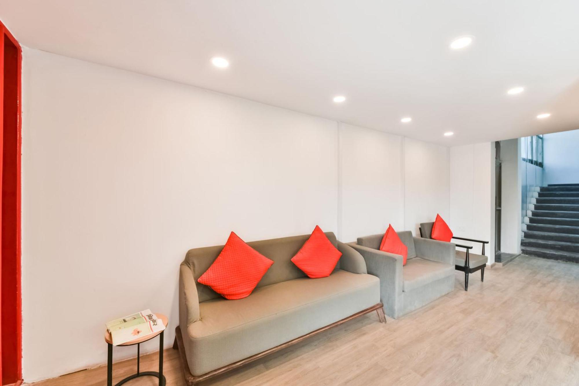 Hotel Townhouse Hiren Magri Udaipur
