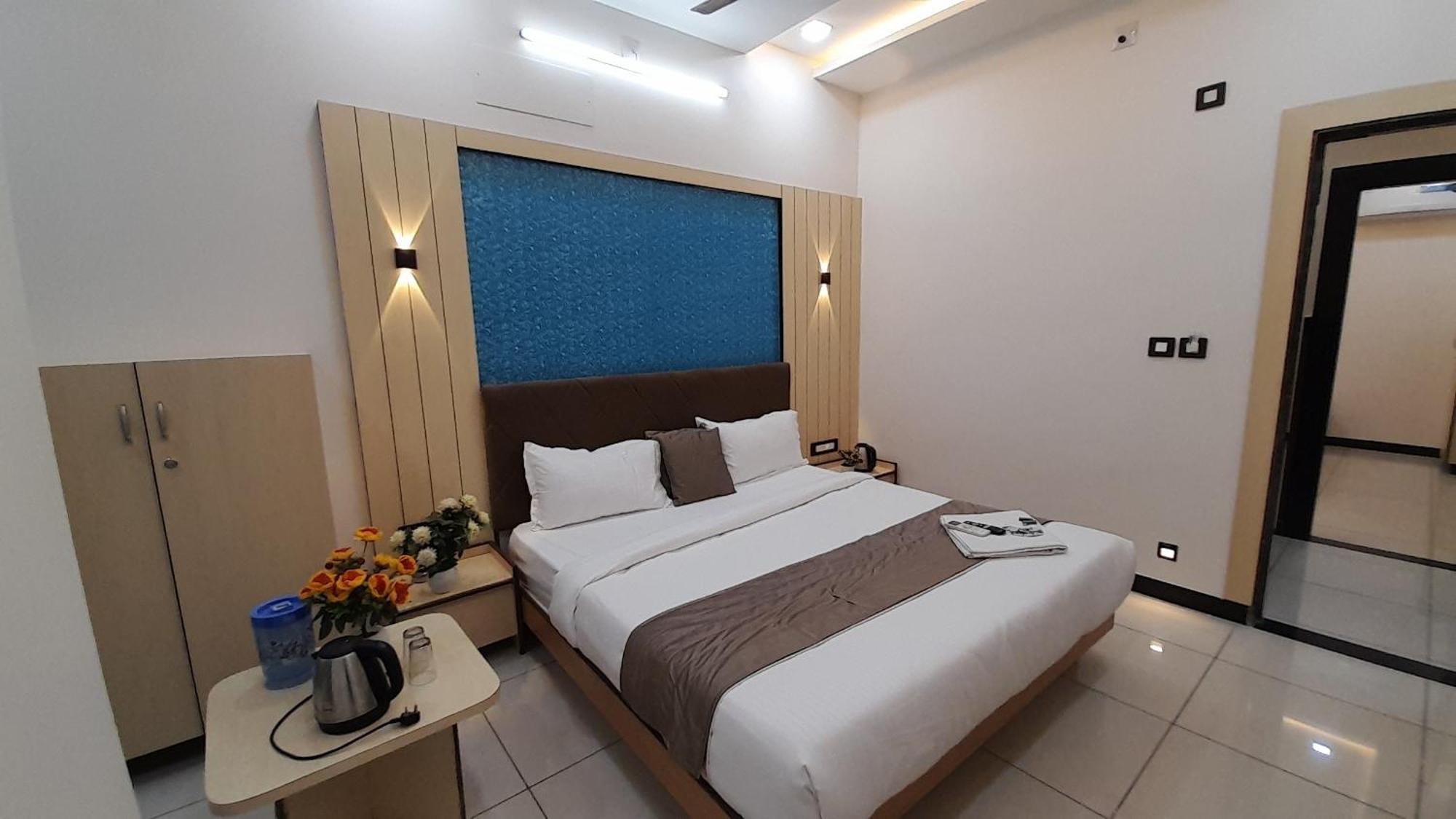 Hotel Sun Palace 3*