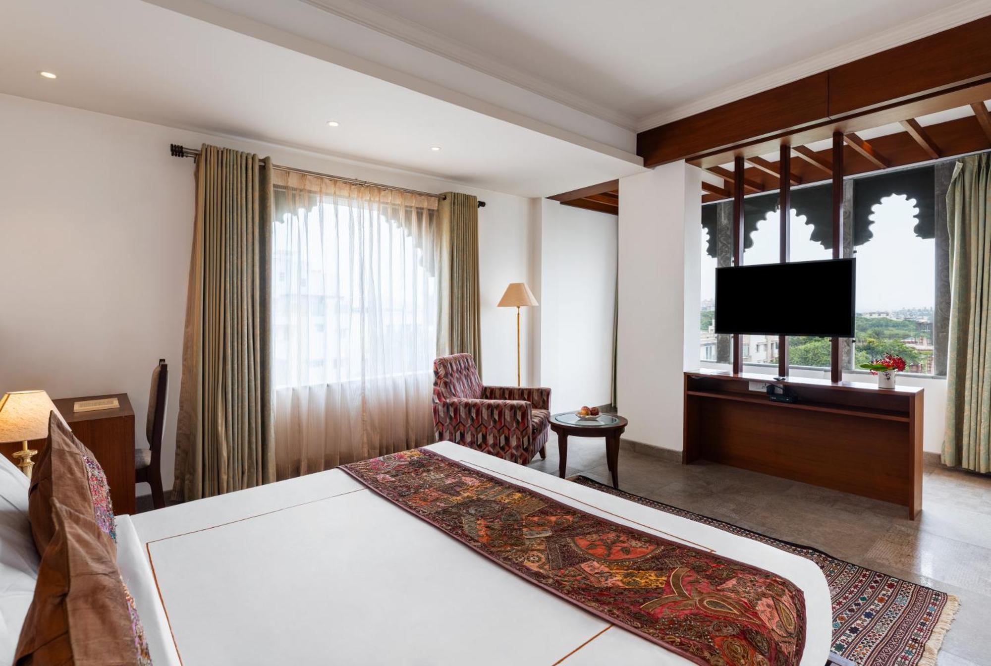 The Ramvilas - A Rooftop Pichola View 3*