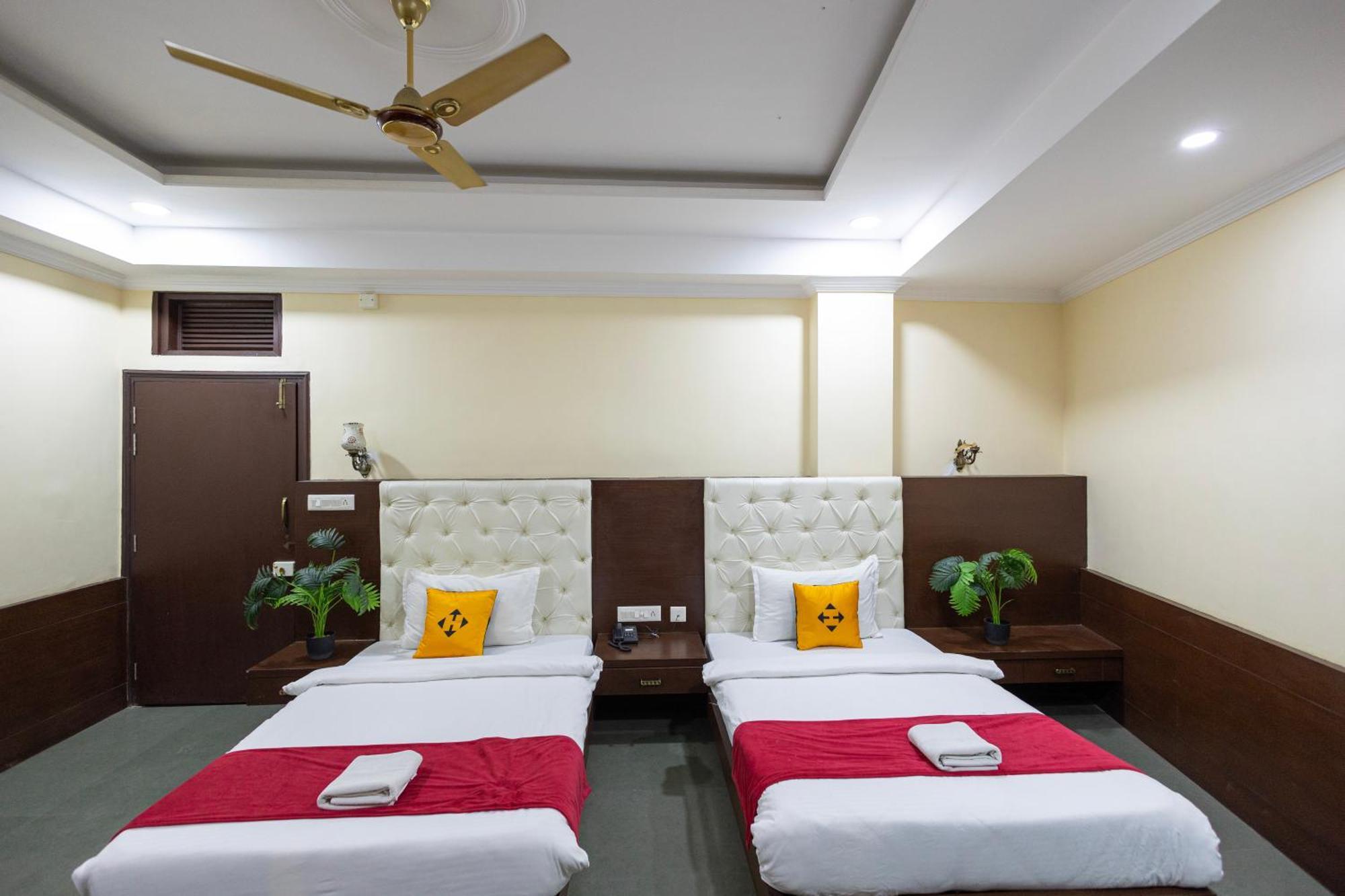 Hide-in - A View Boutique 3*