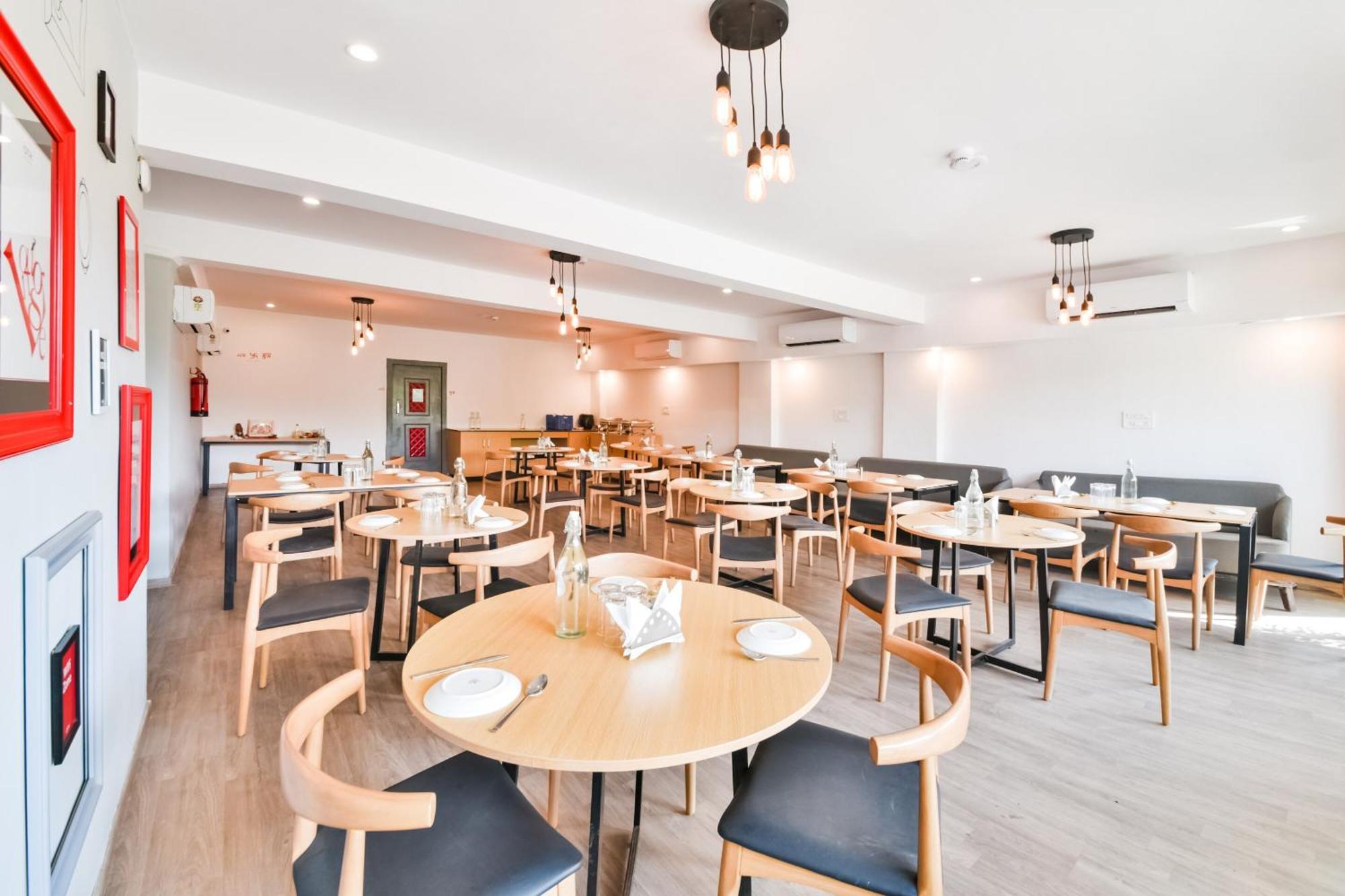 Townhouse Hiren Magri Hotel
