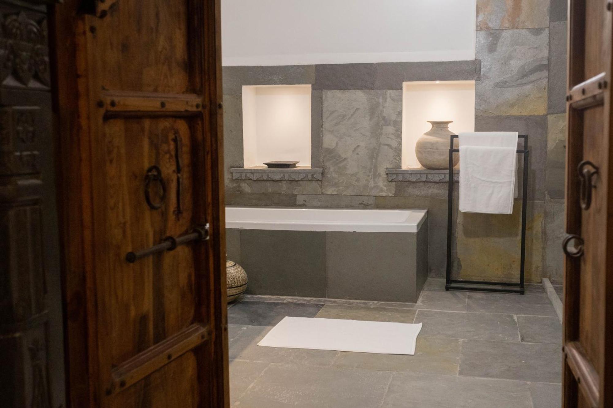 Hotel Madri Haveli Retreat Udaipur