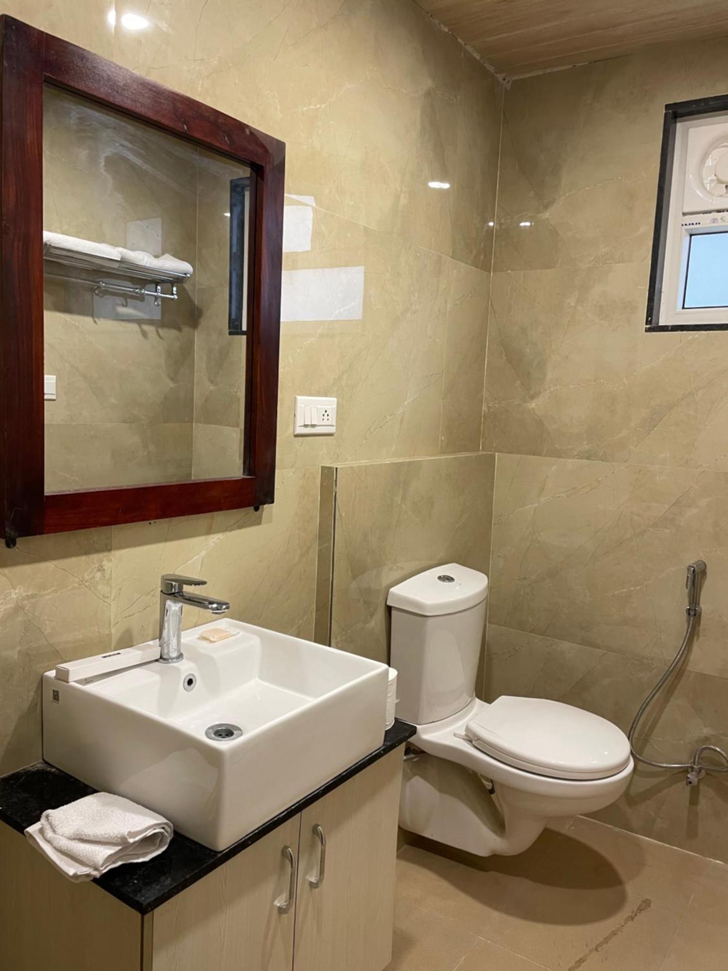 Vrindavan Greens Hotel