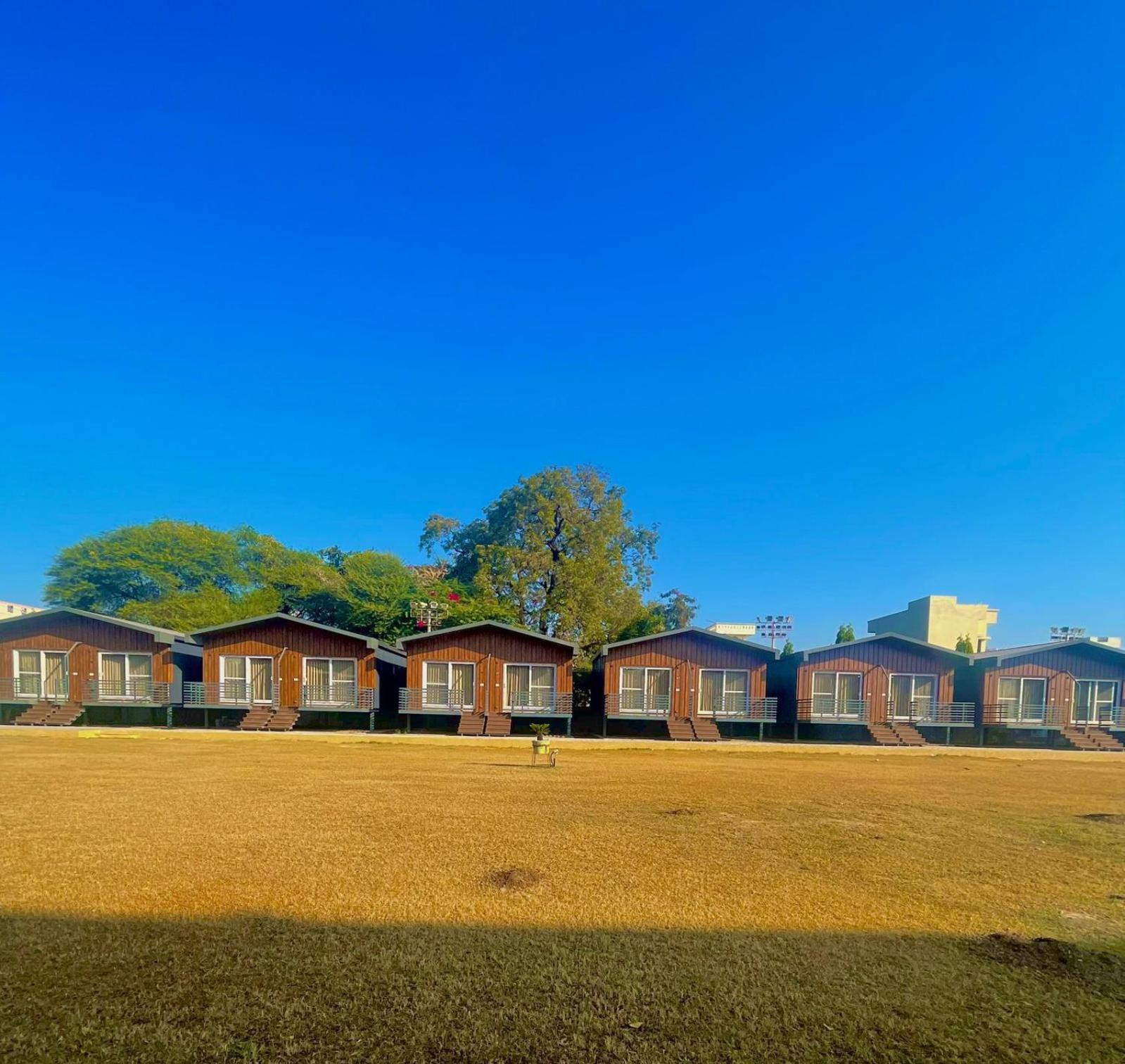 Vrindavan Greens Hotel Udaipur