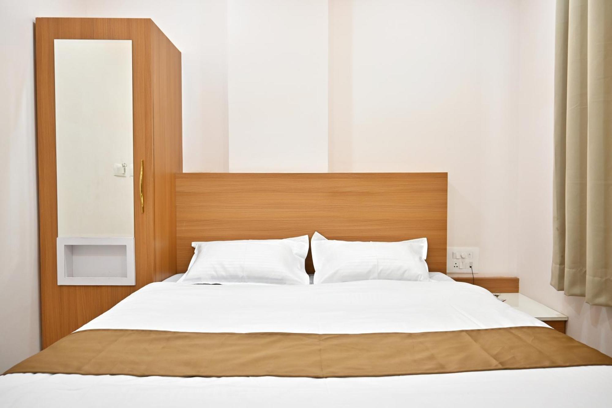 Serenity Heights Hotel