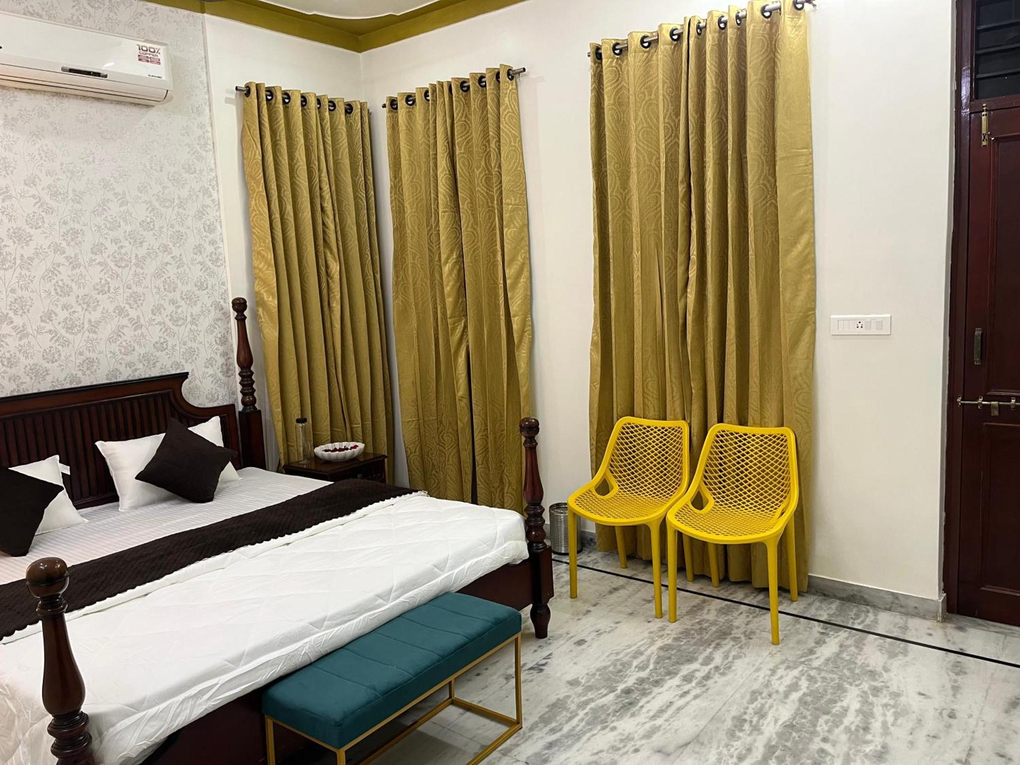 Apartment Karni Kripa