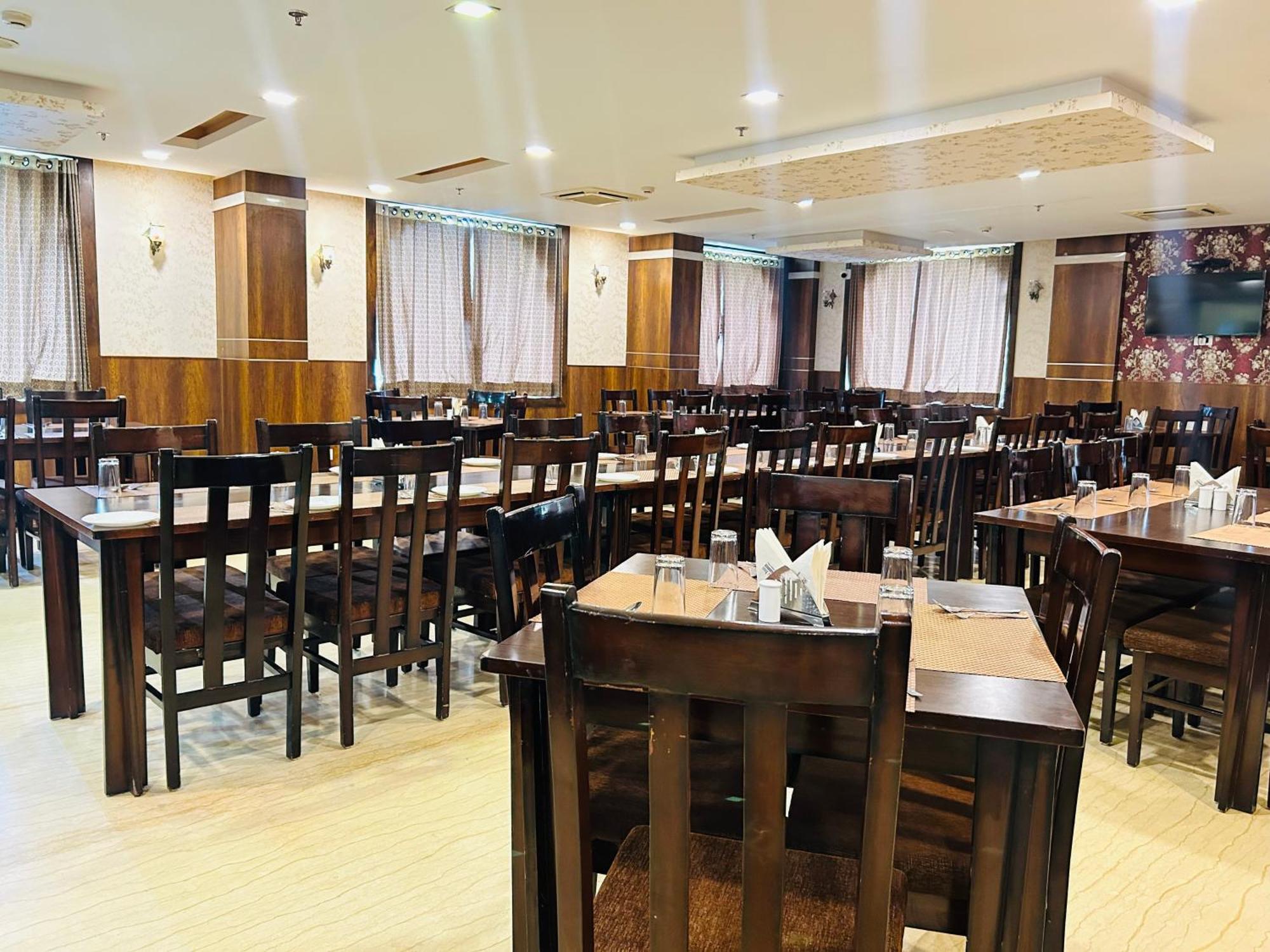 Riddhi Hotel