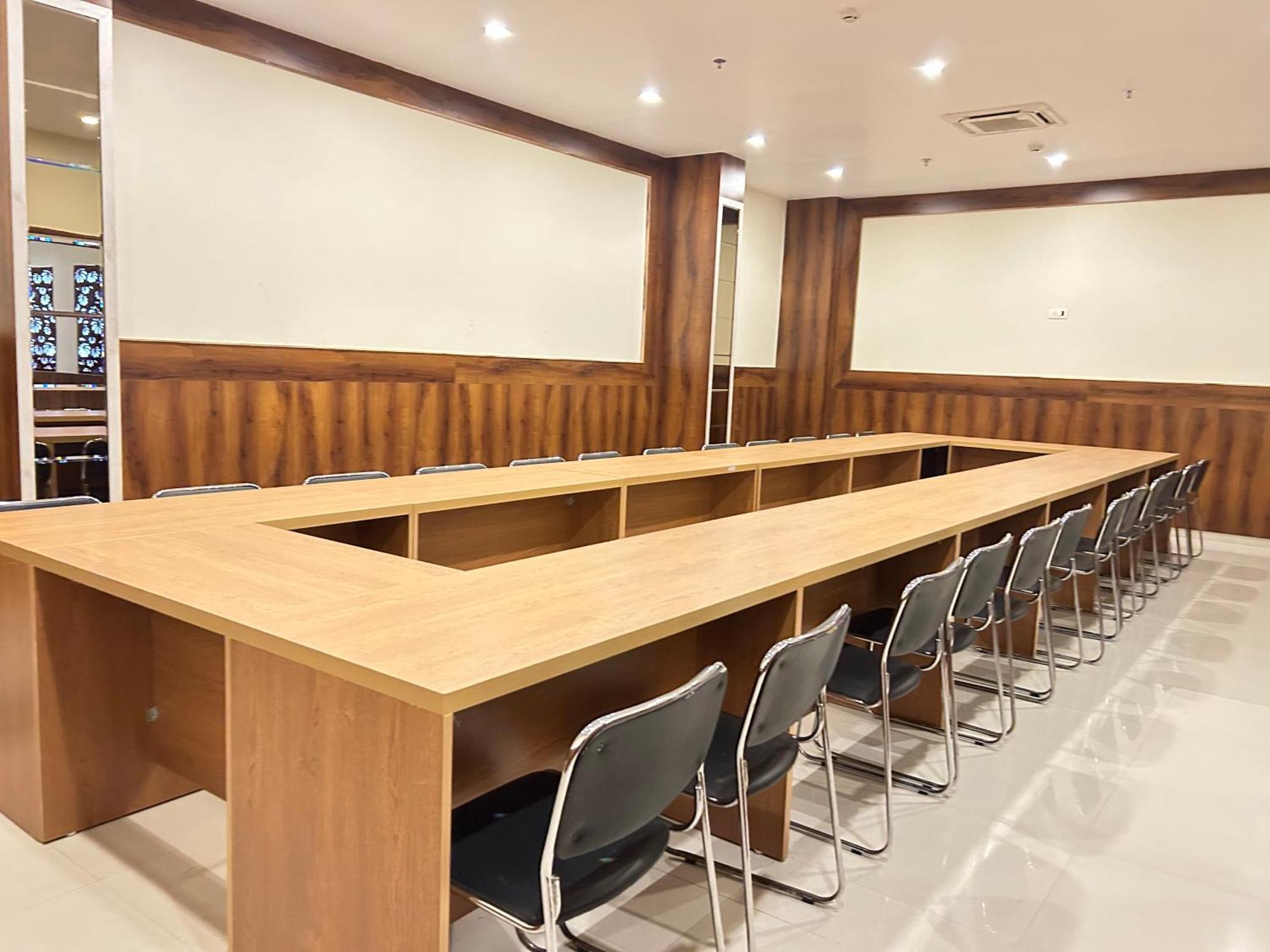 Riddhi Hotel 4*