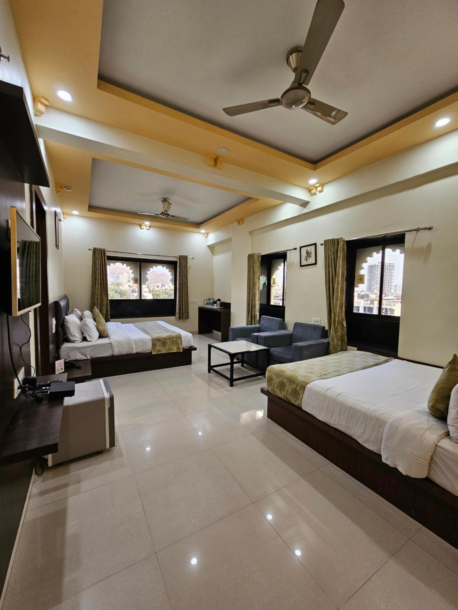 Riddhi 4*