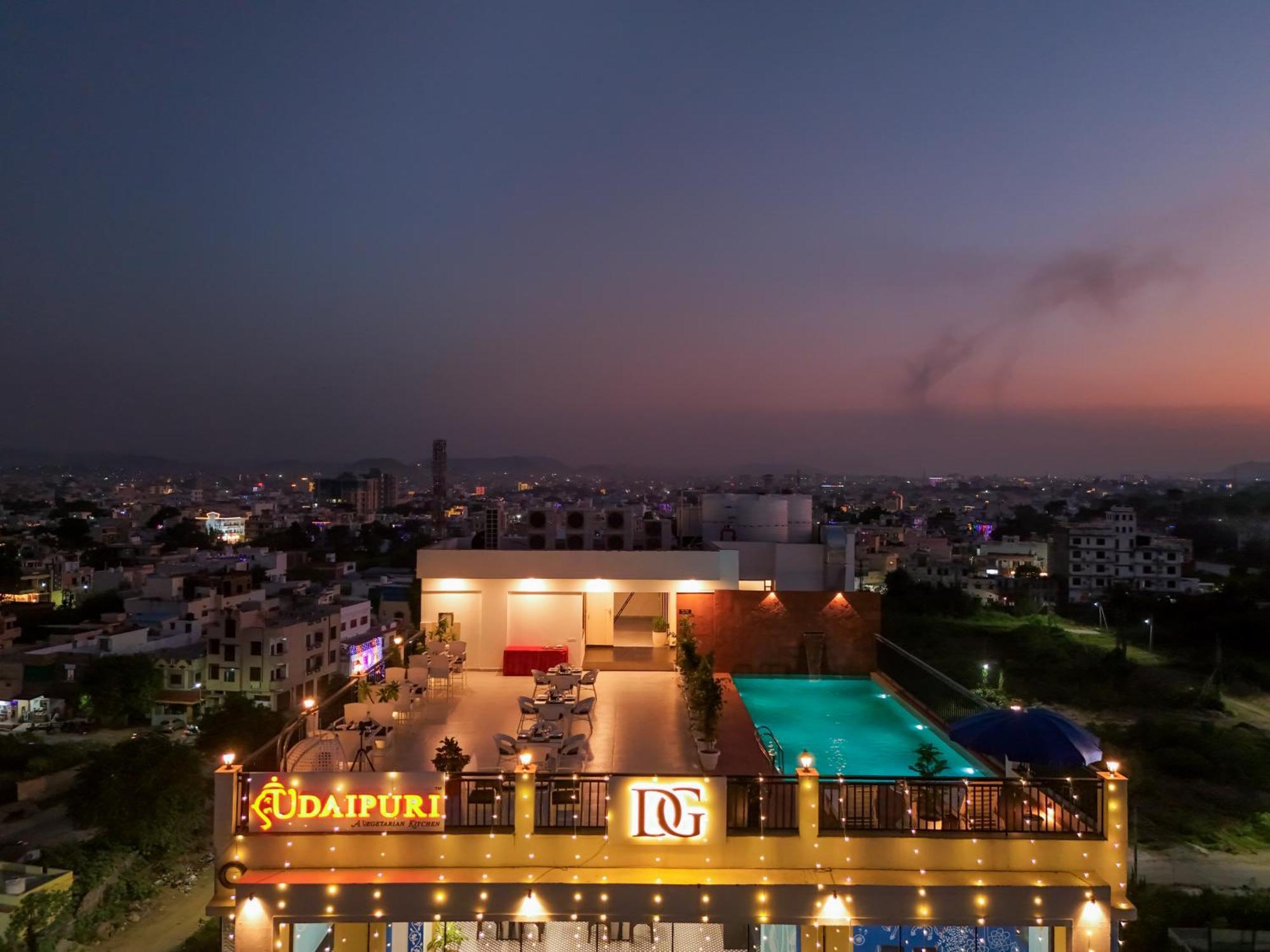 De Glance - A Corporate Near To Railway Station Hotel Udaipur