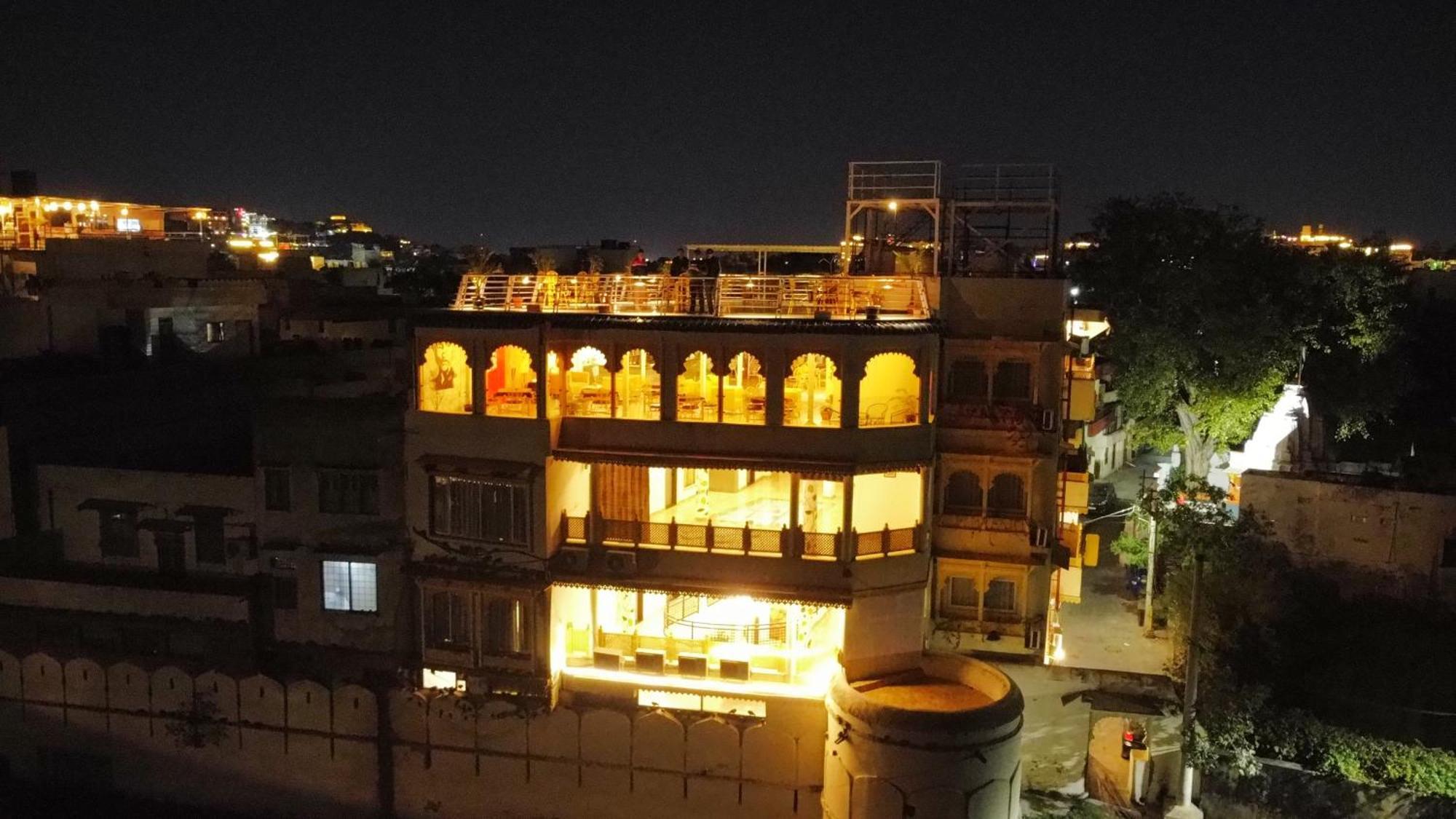 Jaydurg Asra Heritage With Rooftop And Swimming Pool Hotel