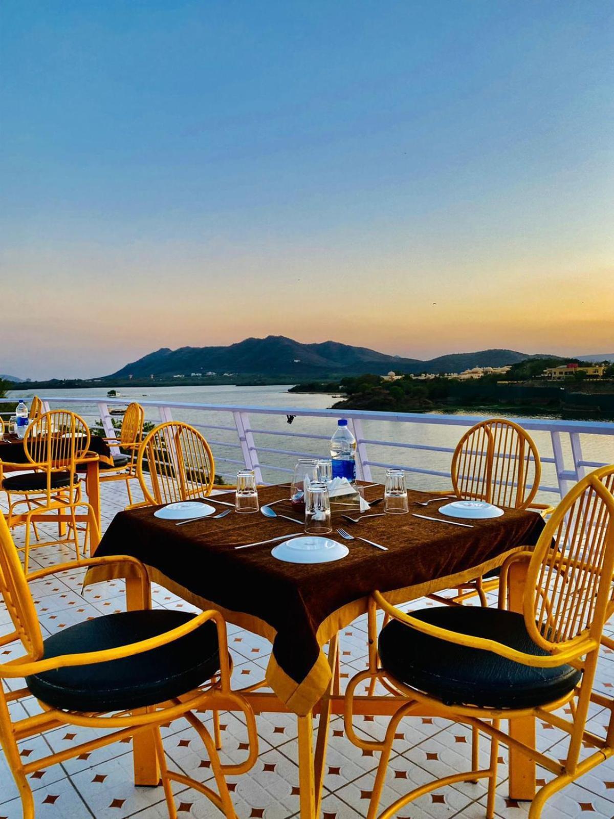 Jaydurg Asra Heritage With Rooftop And Swimming Pool 3* Udaipur