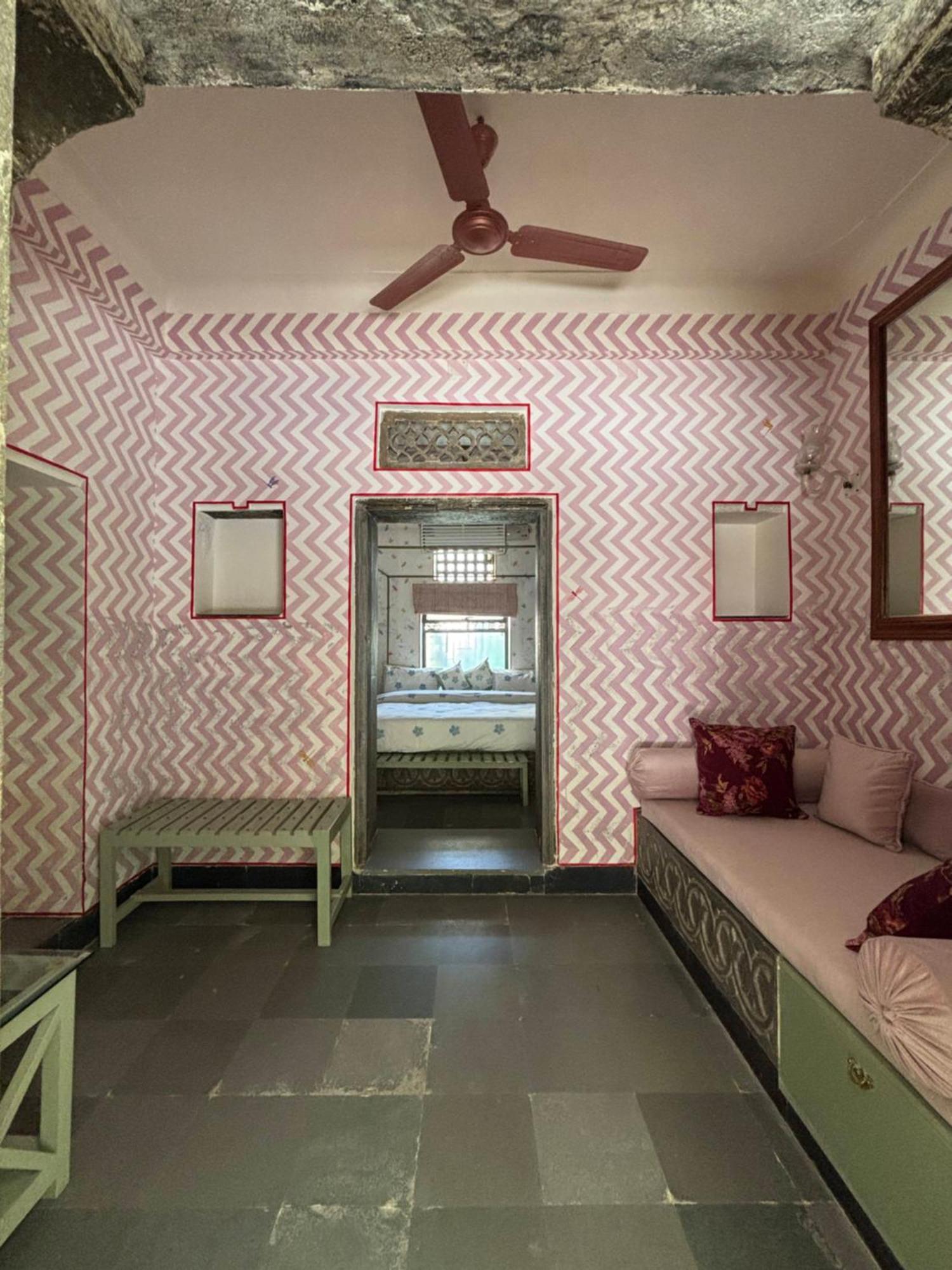 Hotel Kintsugi At Rangniwas 3*