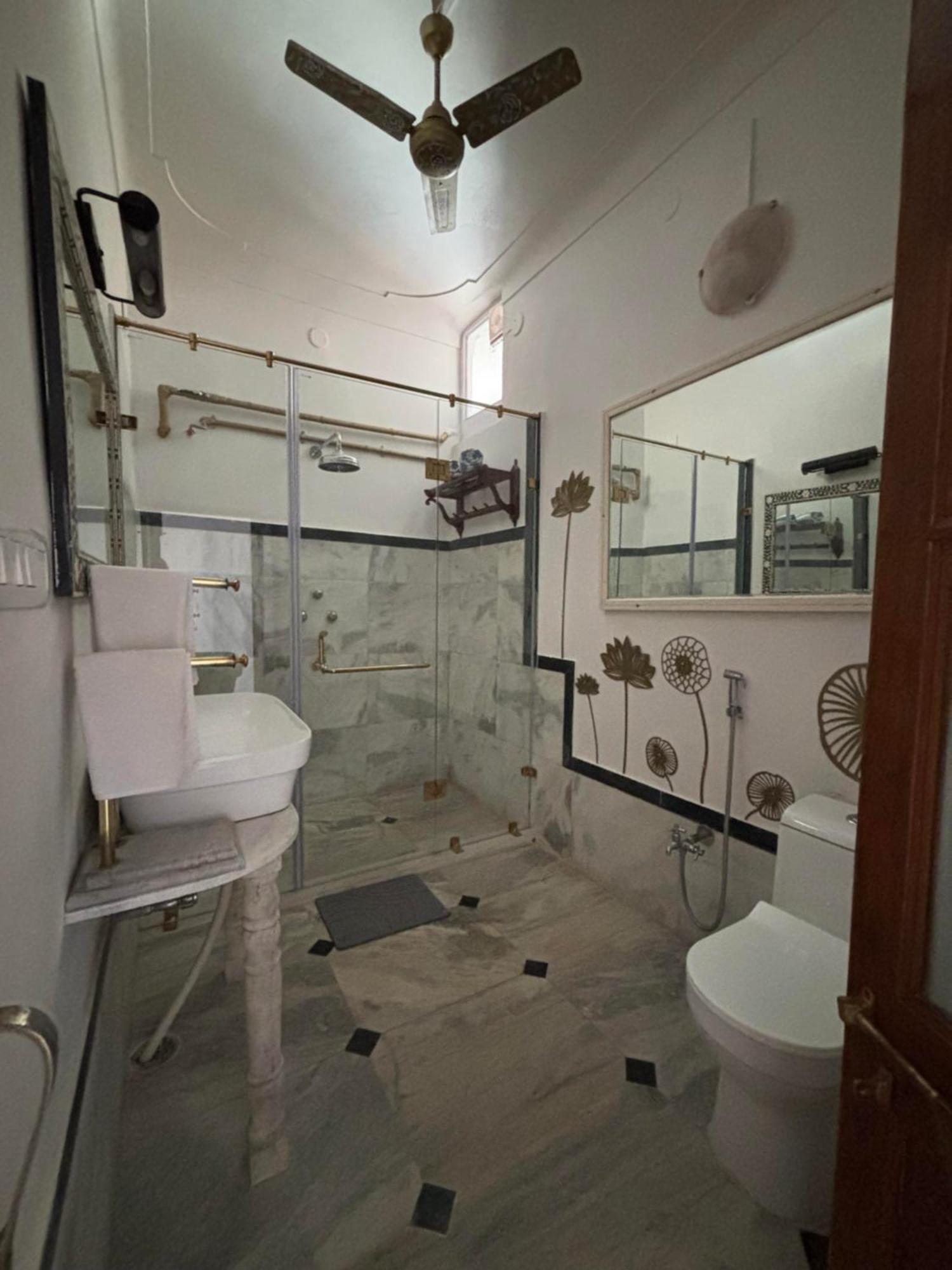 Hotel Kintsugi At Rangniwas 3*