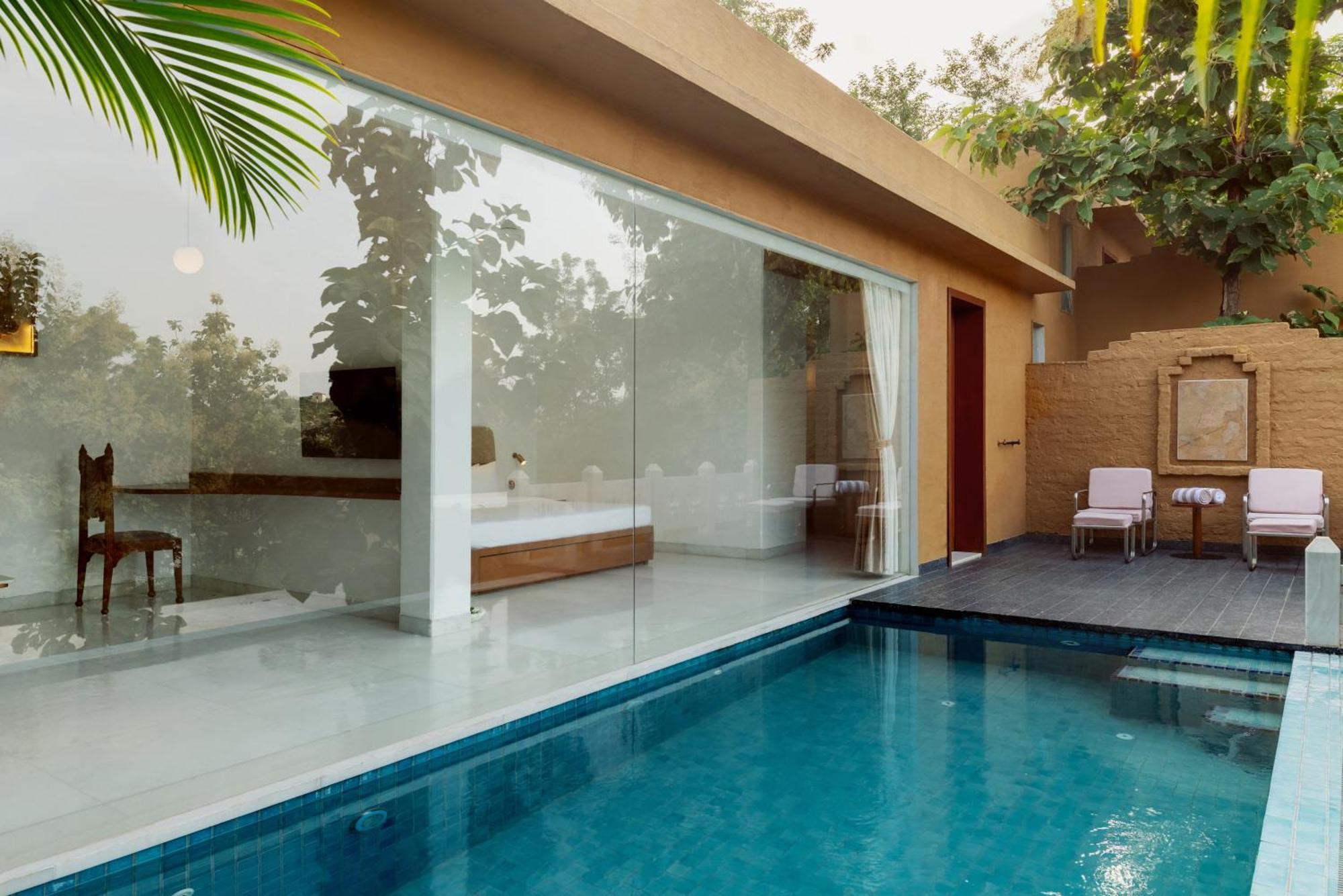 Yaan Retreat-lake View-private Pool Resort
