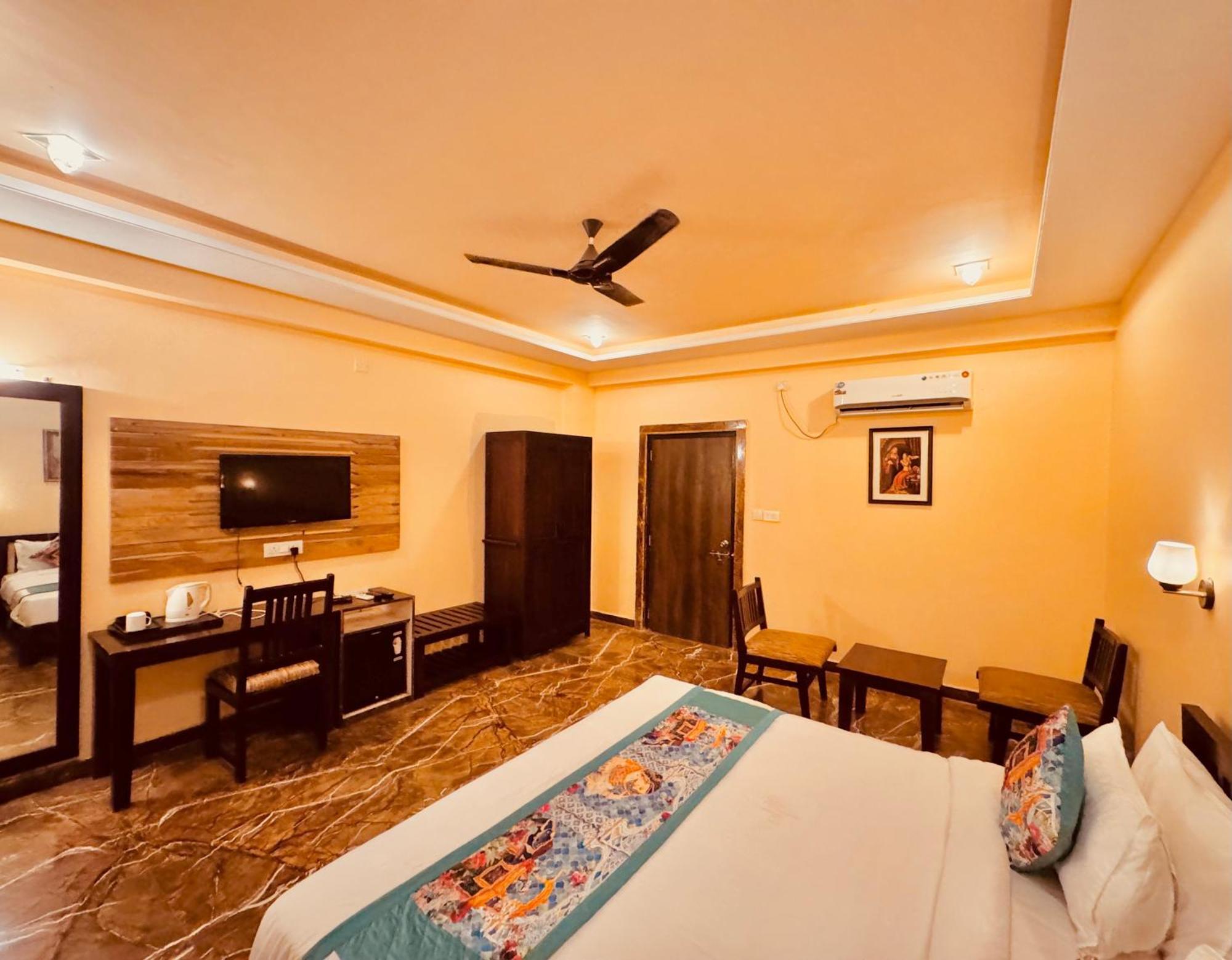 Udaipur Valley Paradise -A Luxury Stay In Mountains 4* Udaipur