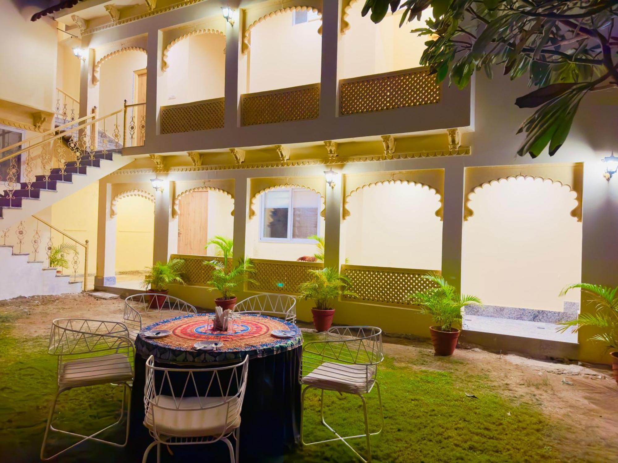 Hotel Udaipur Valley Paradise -A Luxury Stay In Mountains 4*
