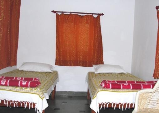 Udai Haveli Guest House 2*