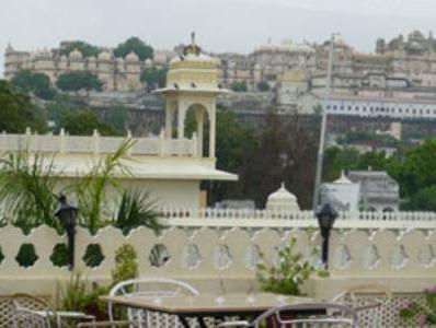 Hotel Tripli Shambhu Udaipur