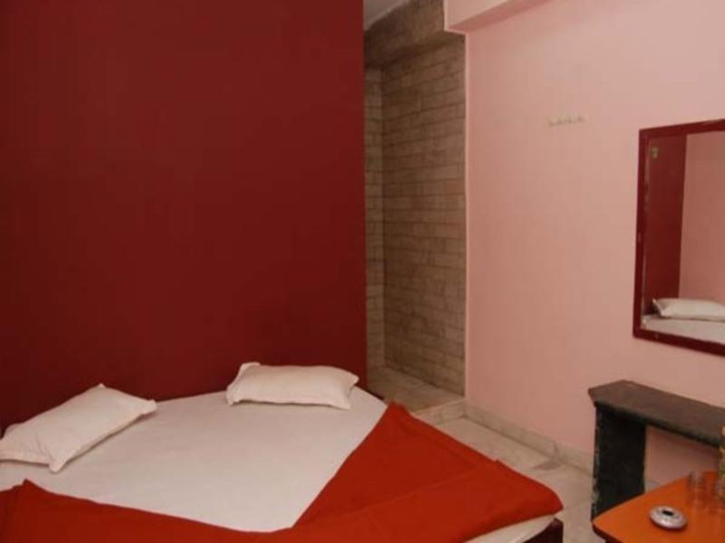Hotel Yatri 2*