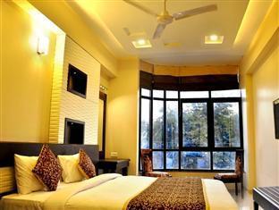 Fabhotel Shree Narayana Hotel