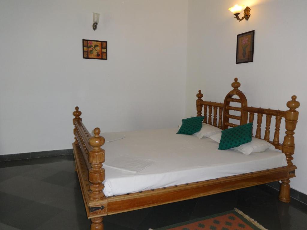 Hotel Aashiya Haveli 3*