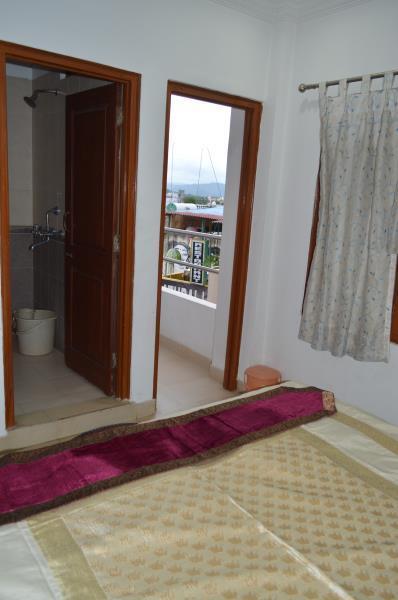 Hotel Sajjan 3*