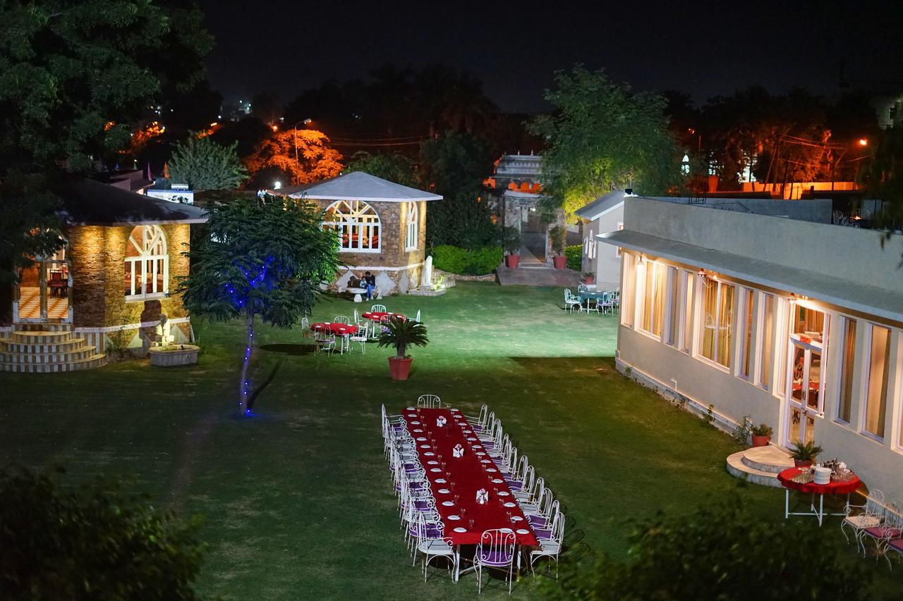 Bonjour Paradise Hotel Udaipur