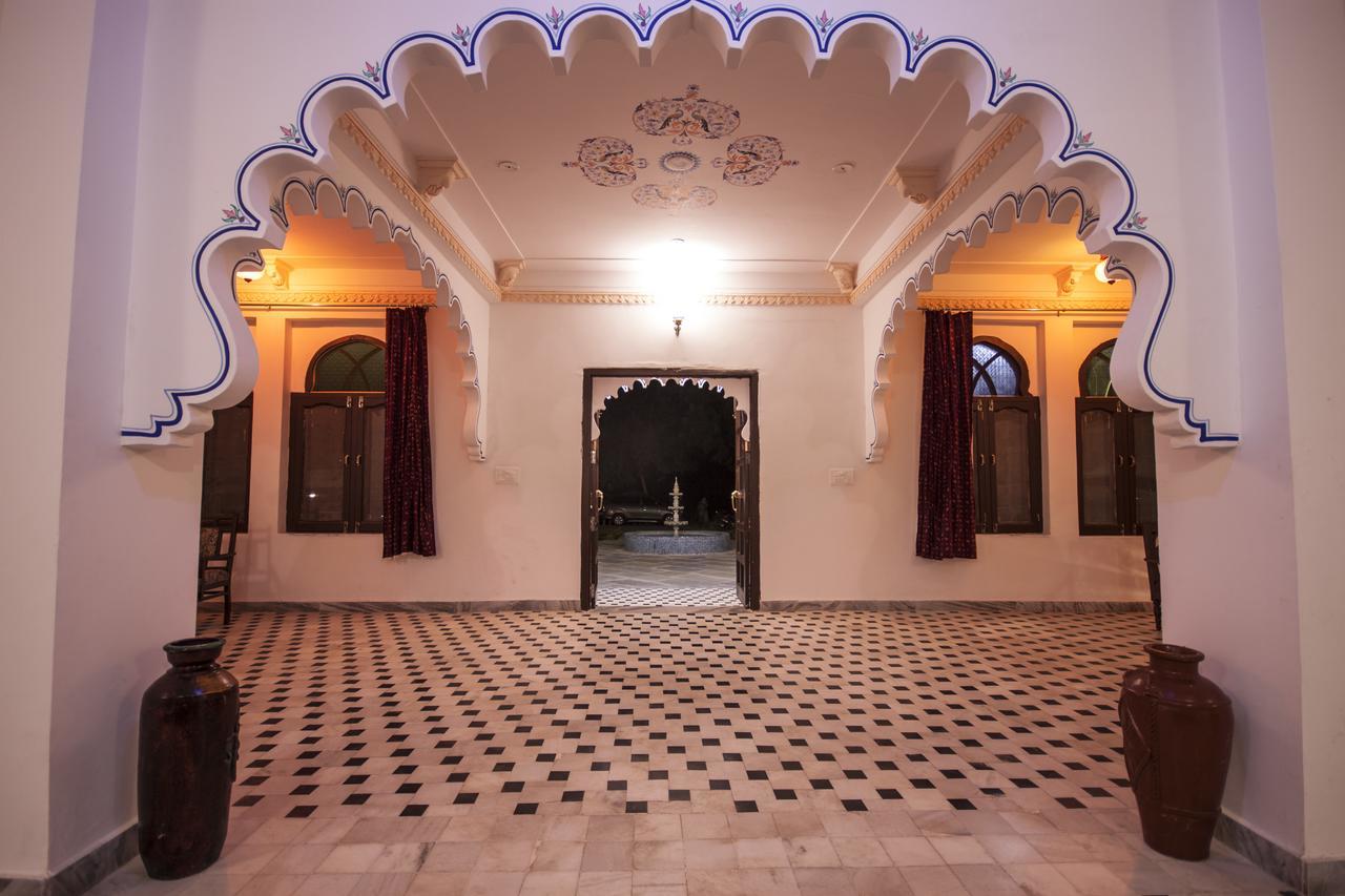 Hotel Bonjour Paradise Udaipur