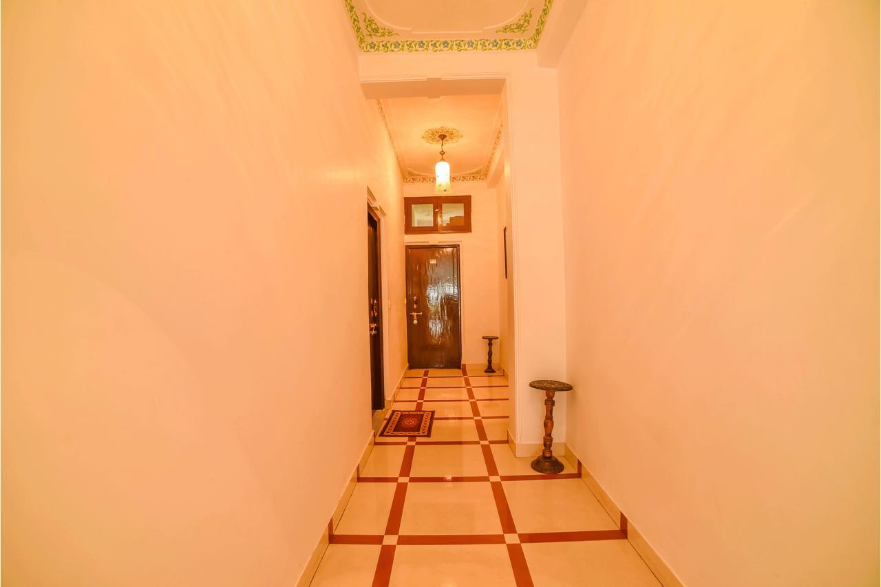 Sargam Sadan 2*