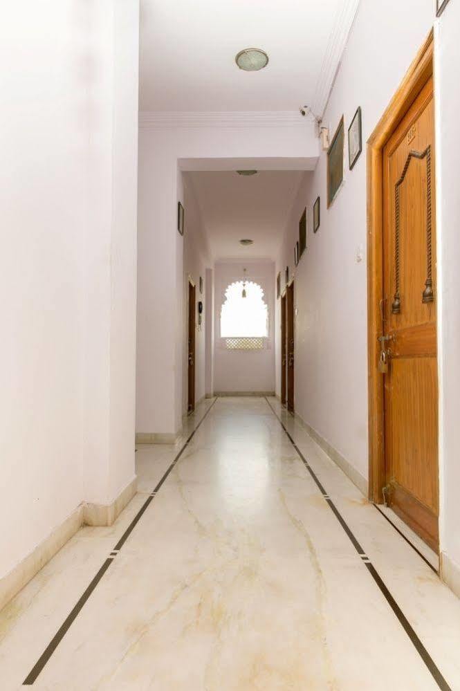 Udai Palace - Centrally Located Budget Family Hotel