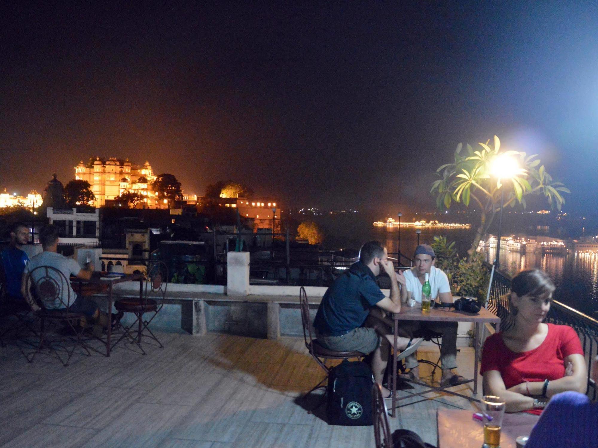 Hotel The View Hotel- On Pichola 3*