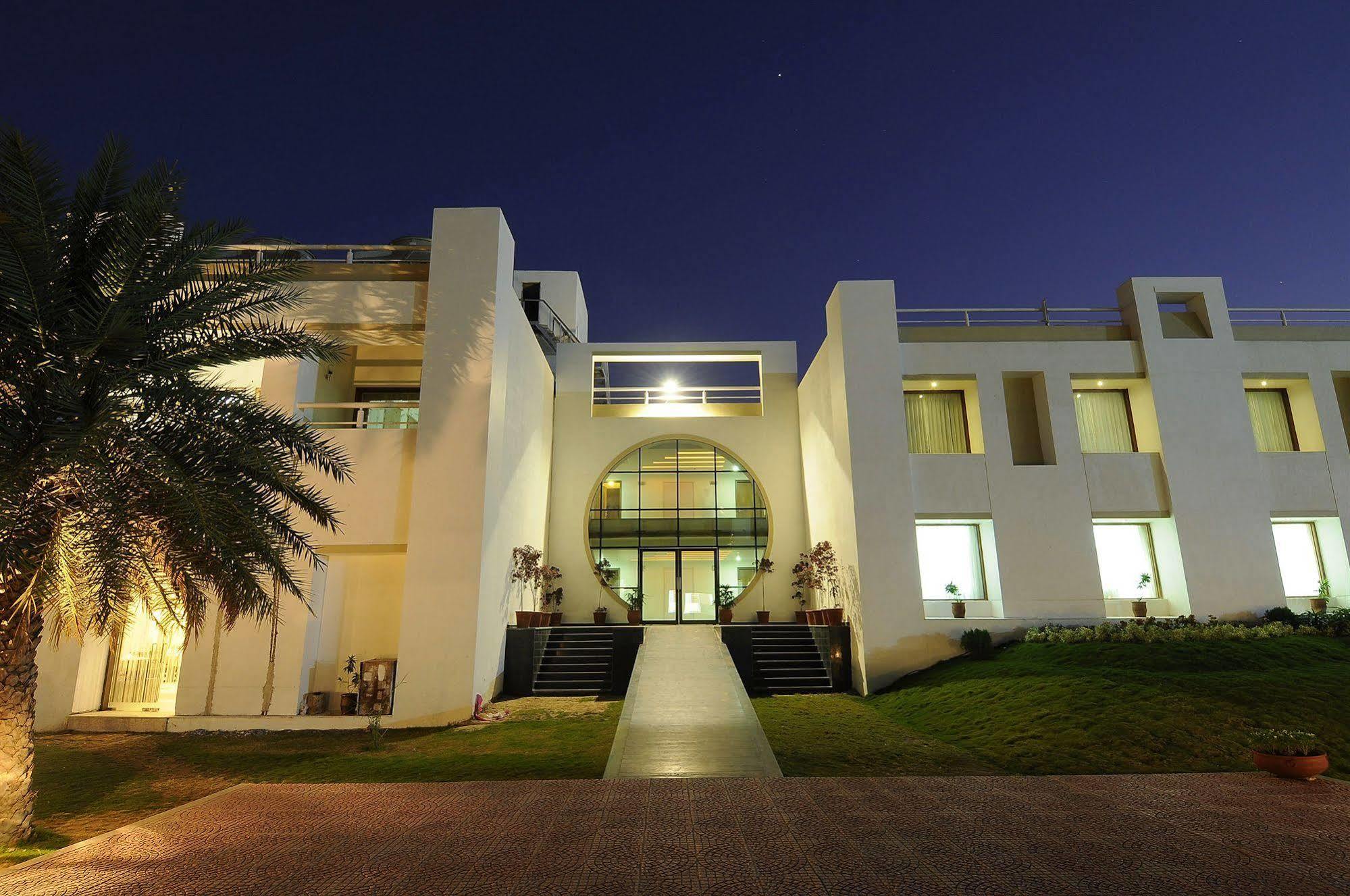 Hotel Inder Residency &