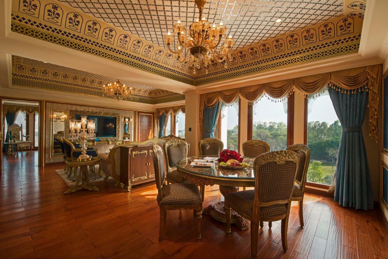 Radisson Blu Palace & Udaipur