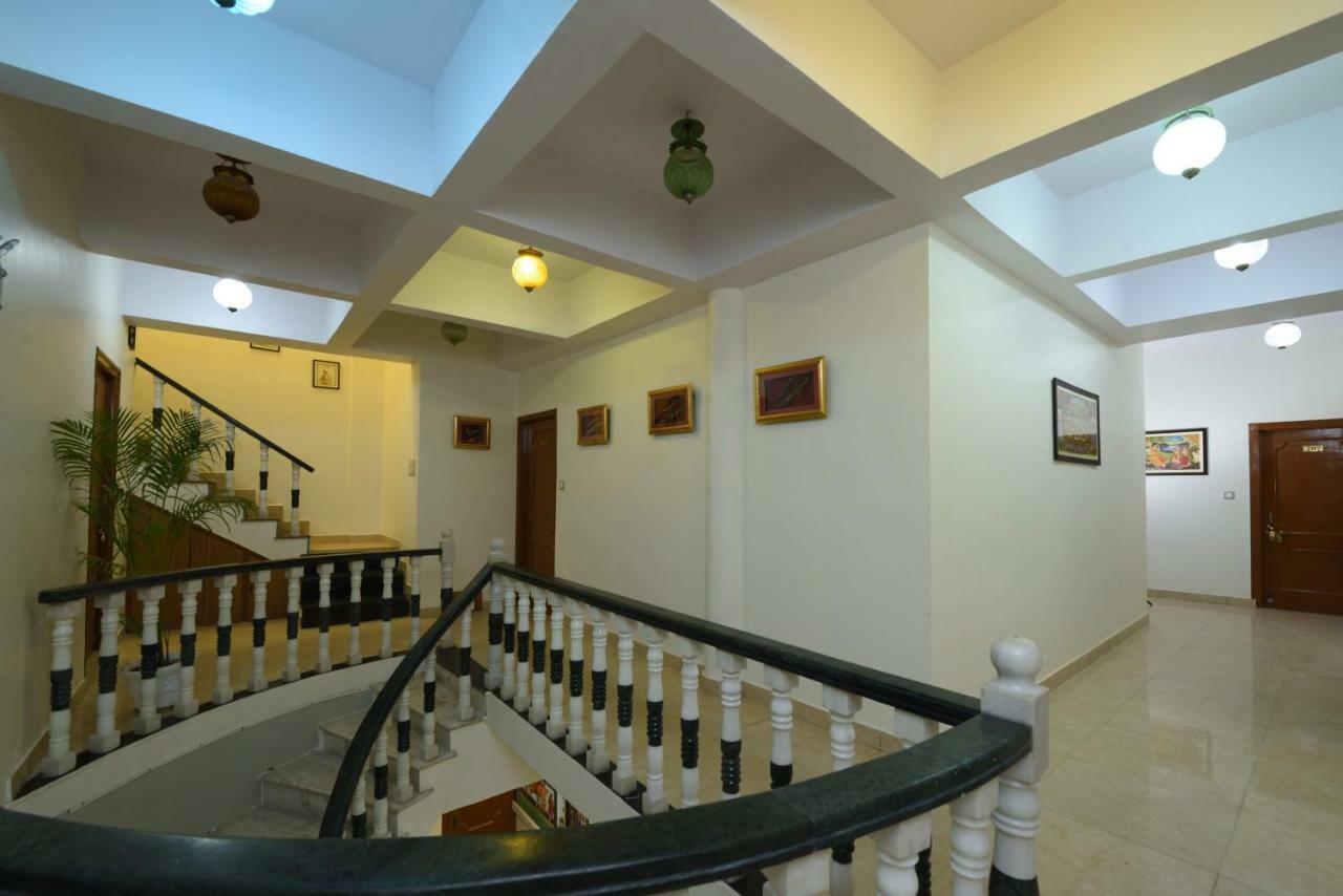 Empire Palace