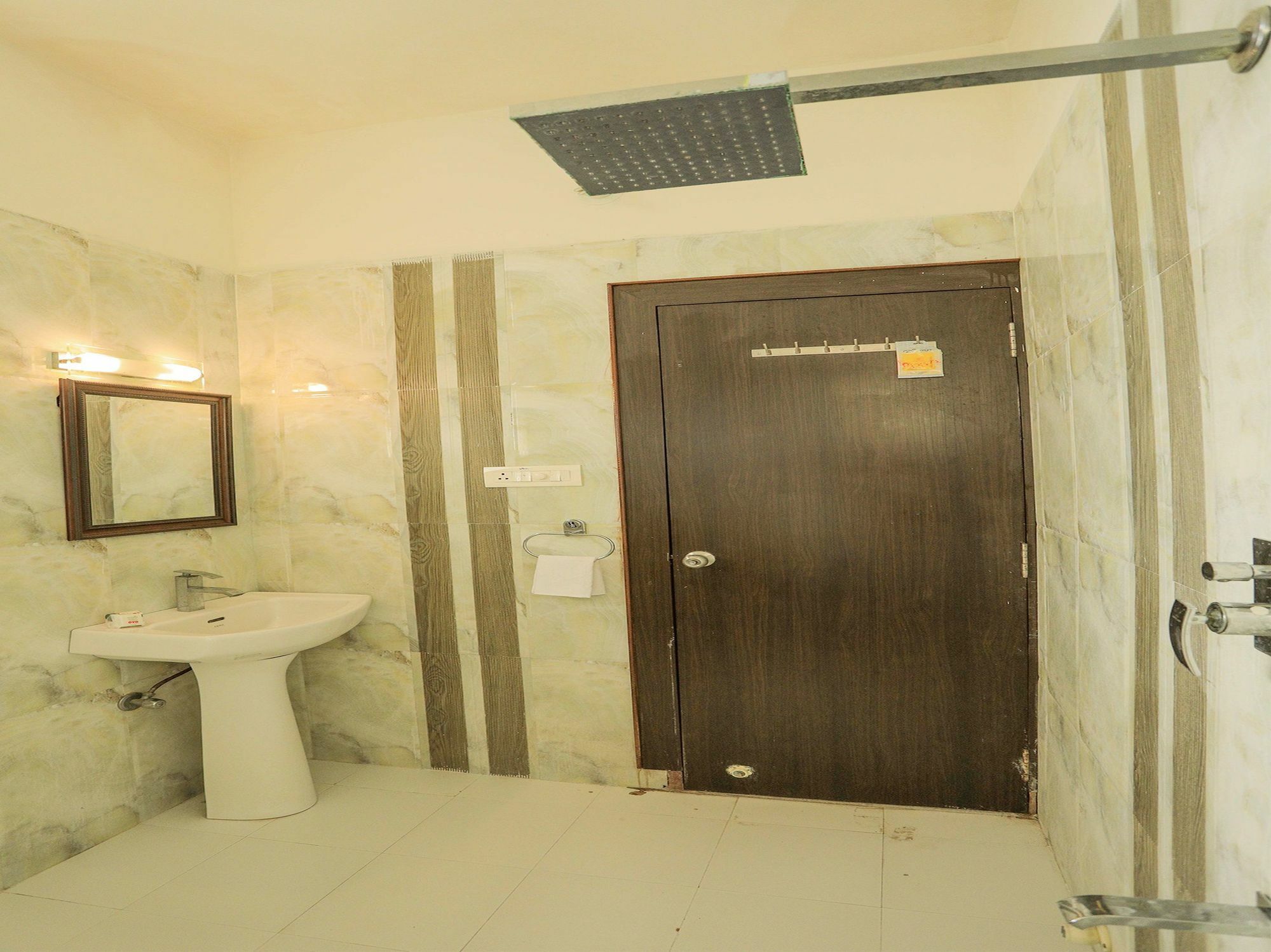 Oyo 10286 Heritage 3bhk Near Hiran Magri Udaipur